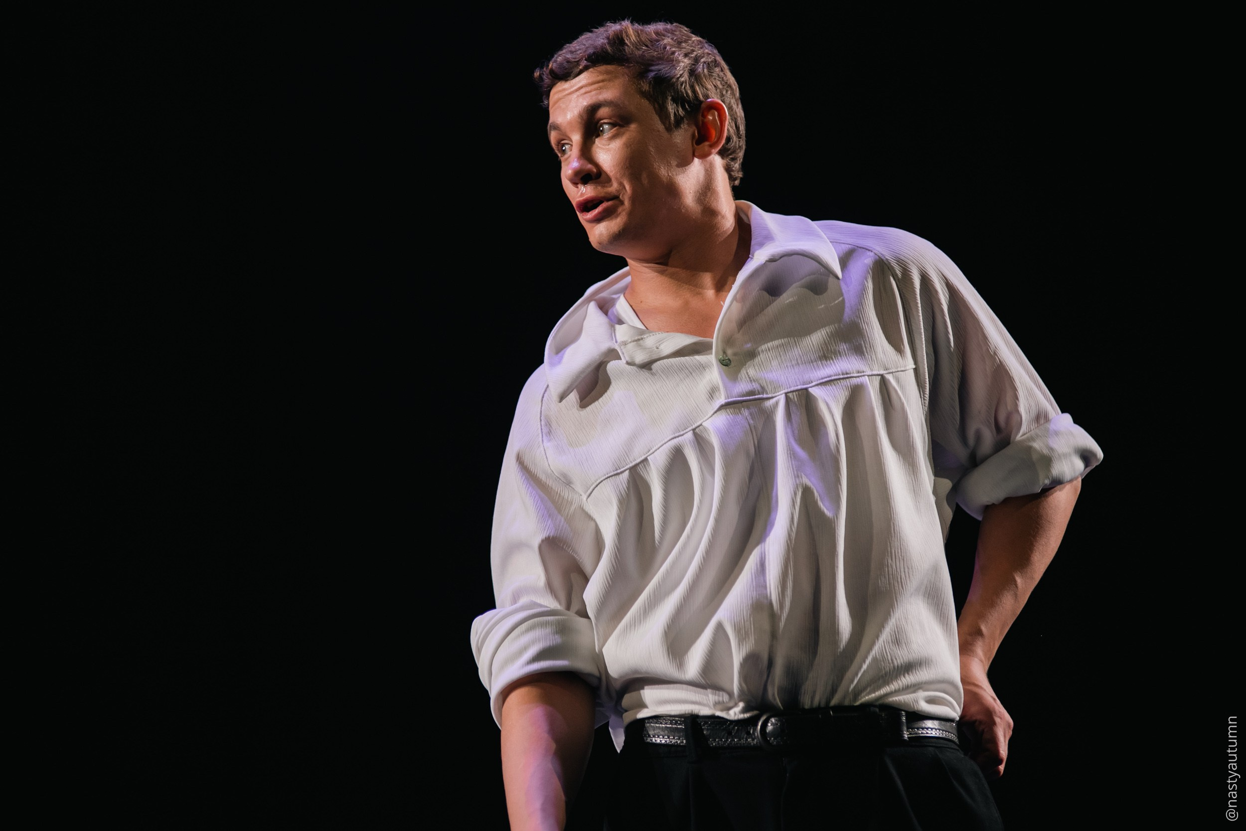 Генеральный прогон «Маяковский. Я сам.». Репортажный и концертный фотограф в Москве Анастасия Осень