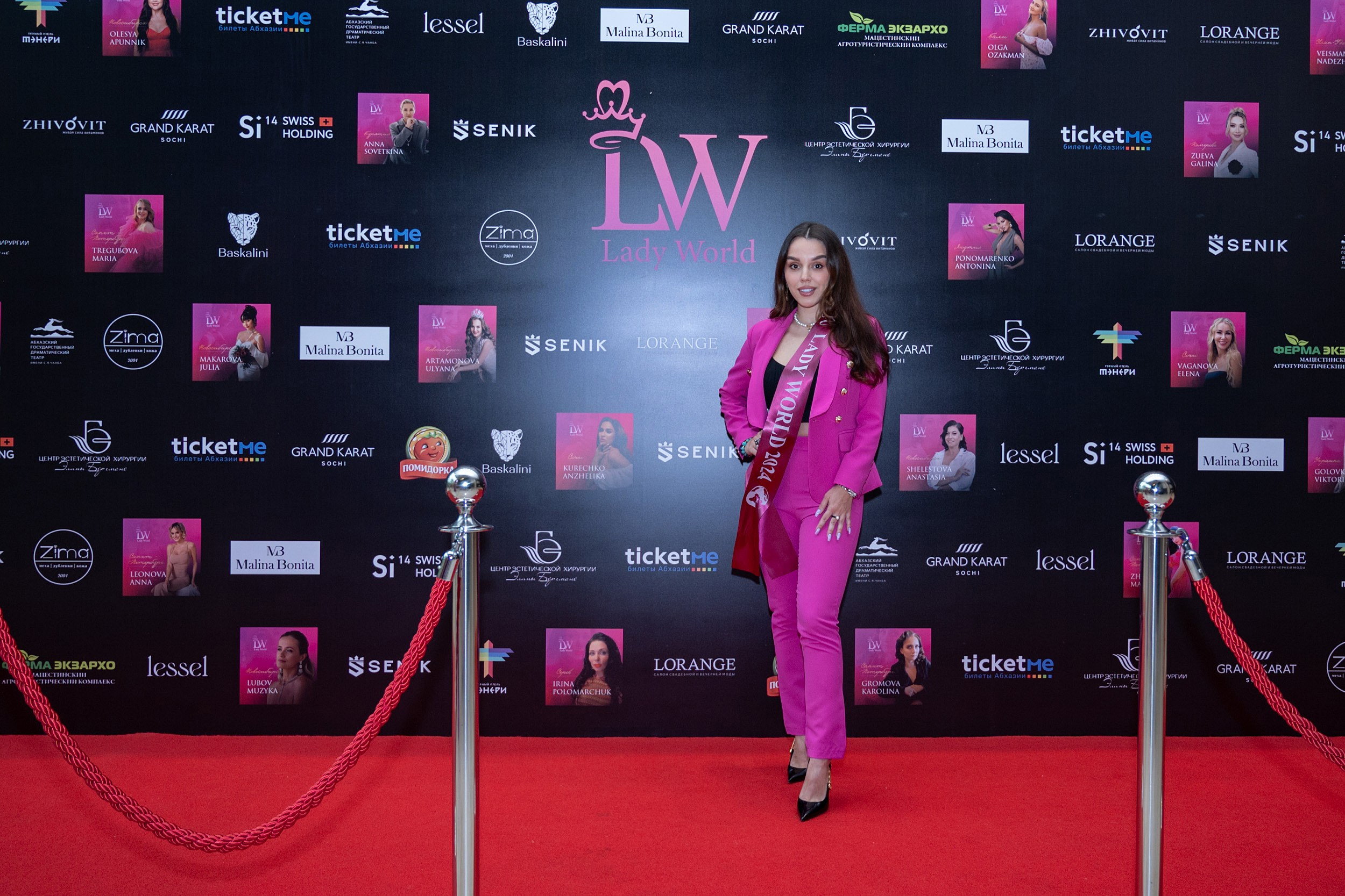 Церемония открытия Конкурса красоты «LADY WORLD» 2024. Фотографирую счастливых людей в Сочи