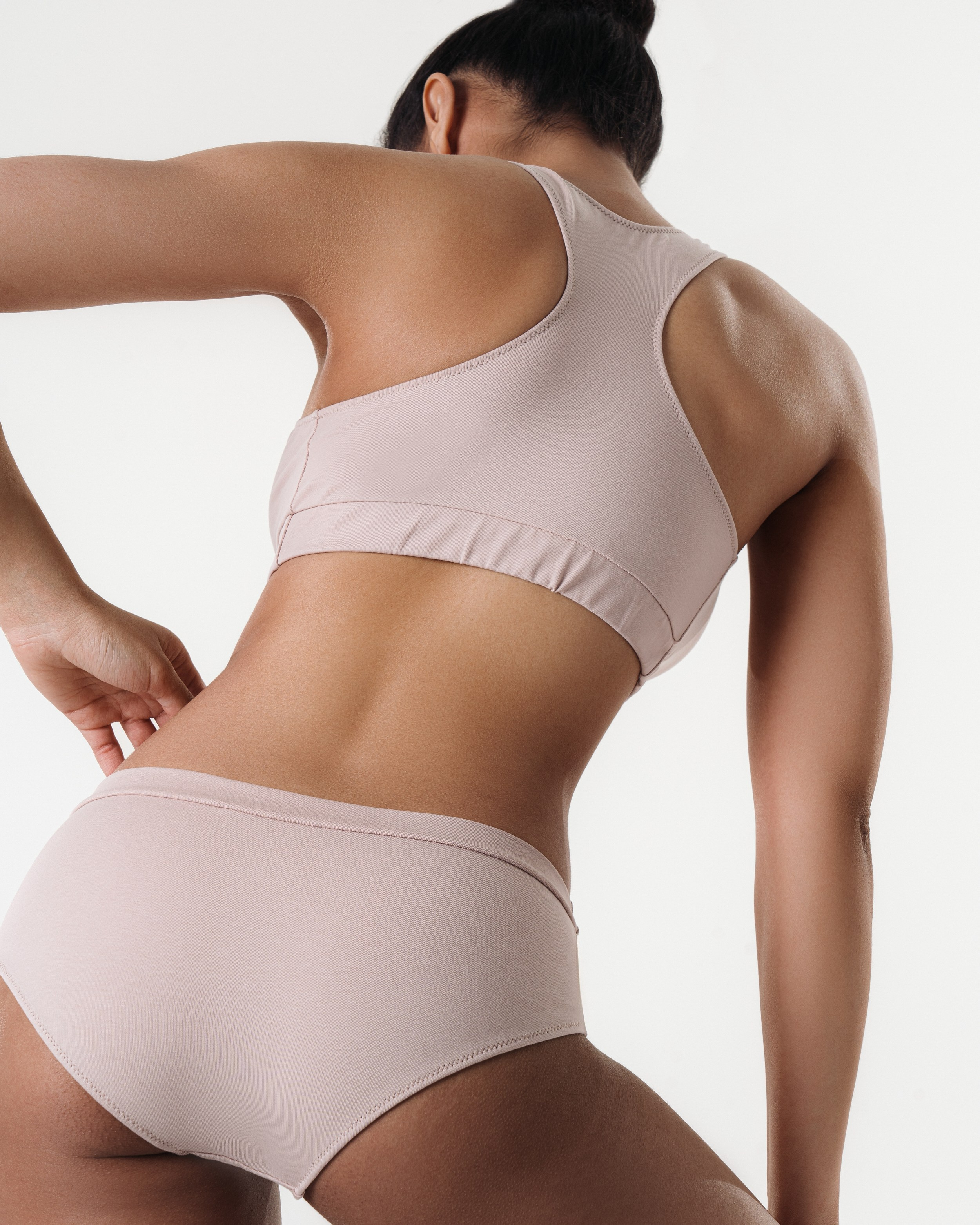 Monrie. Fashion фотограф и Арт директор. Санкт-Петербург и Москва