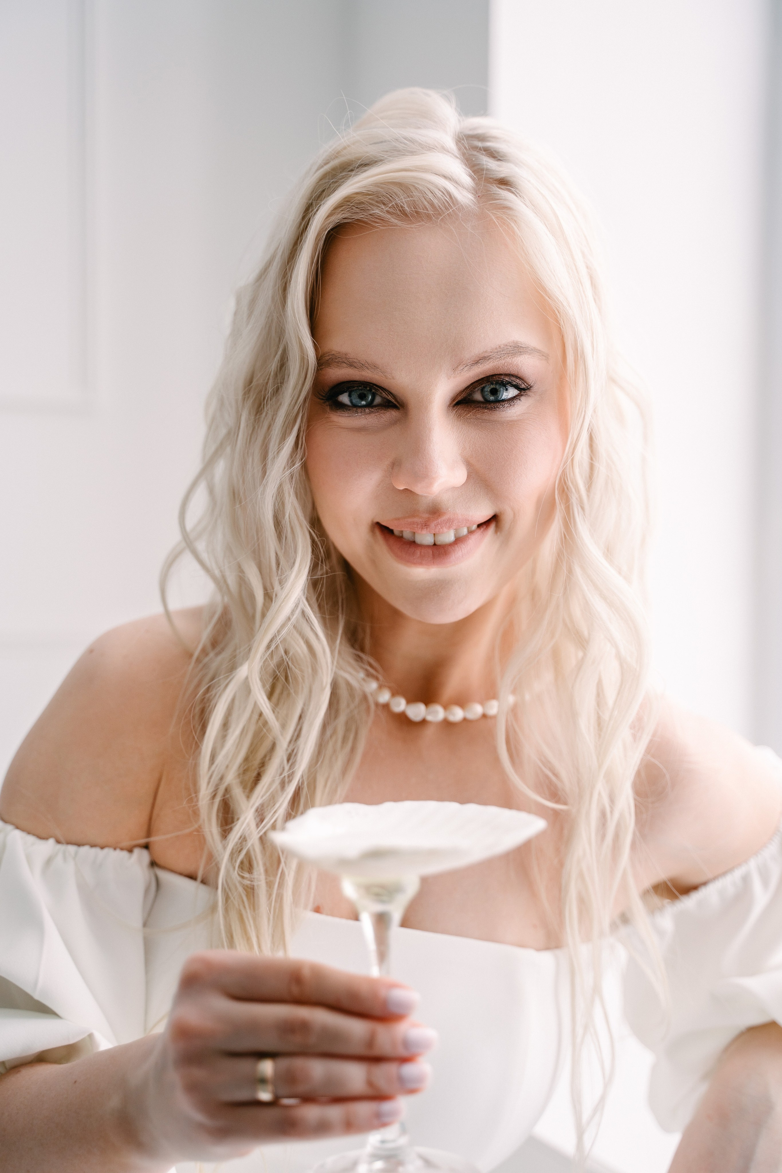 Свадебная фотосессия молодоженов в фотостудии. Свадебный и семейный фотограф из Воронежа|Москвы Бубнова Екатерина