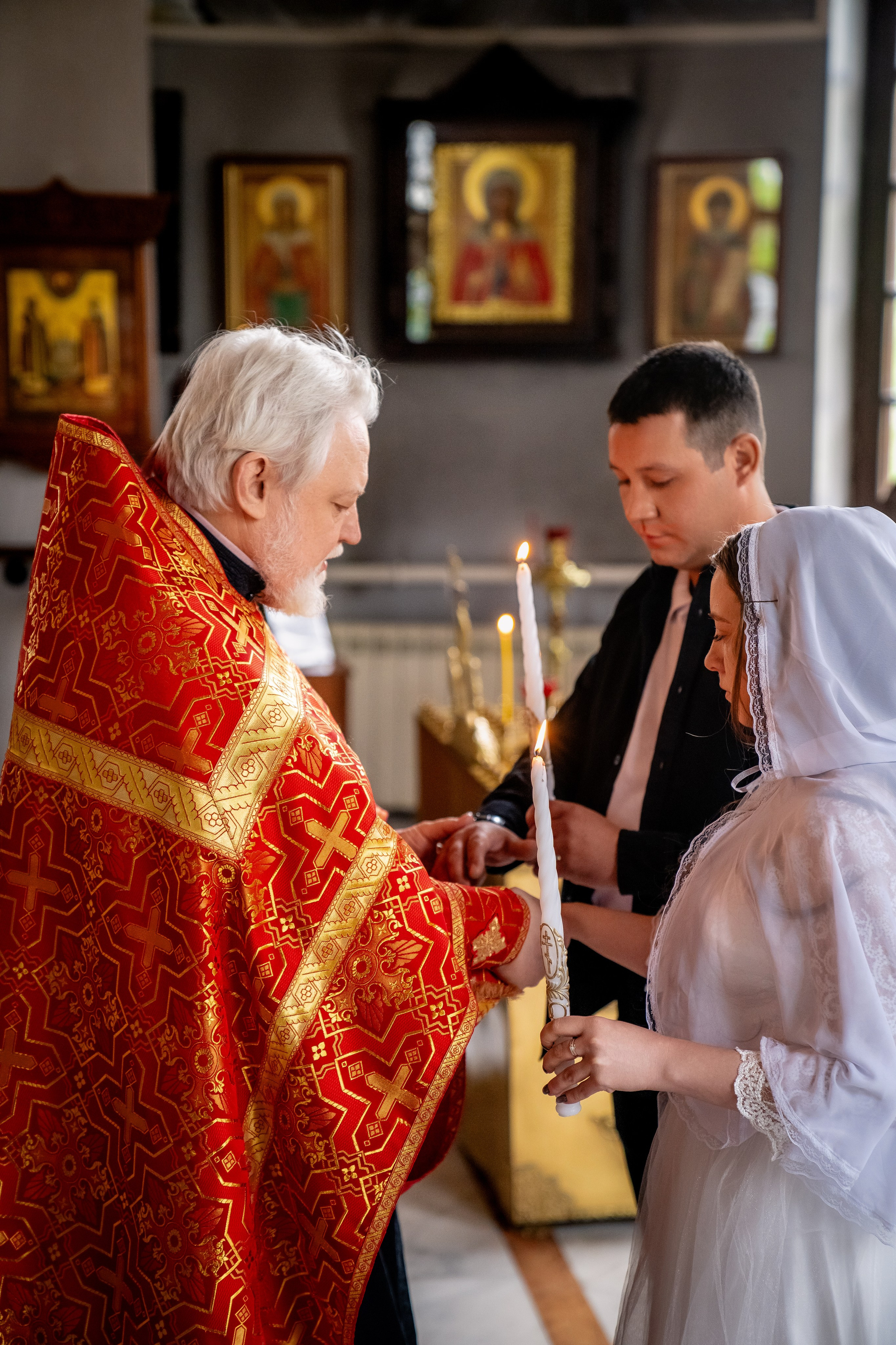 Венчание Юлии и Александра. Портретный фотограф в Москве Илья Корненков
