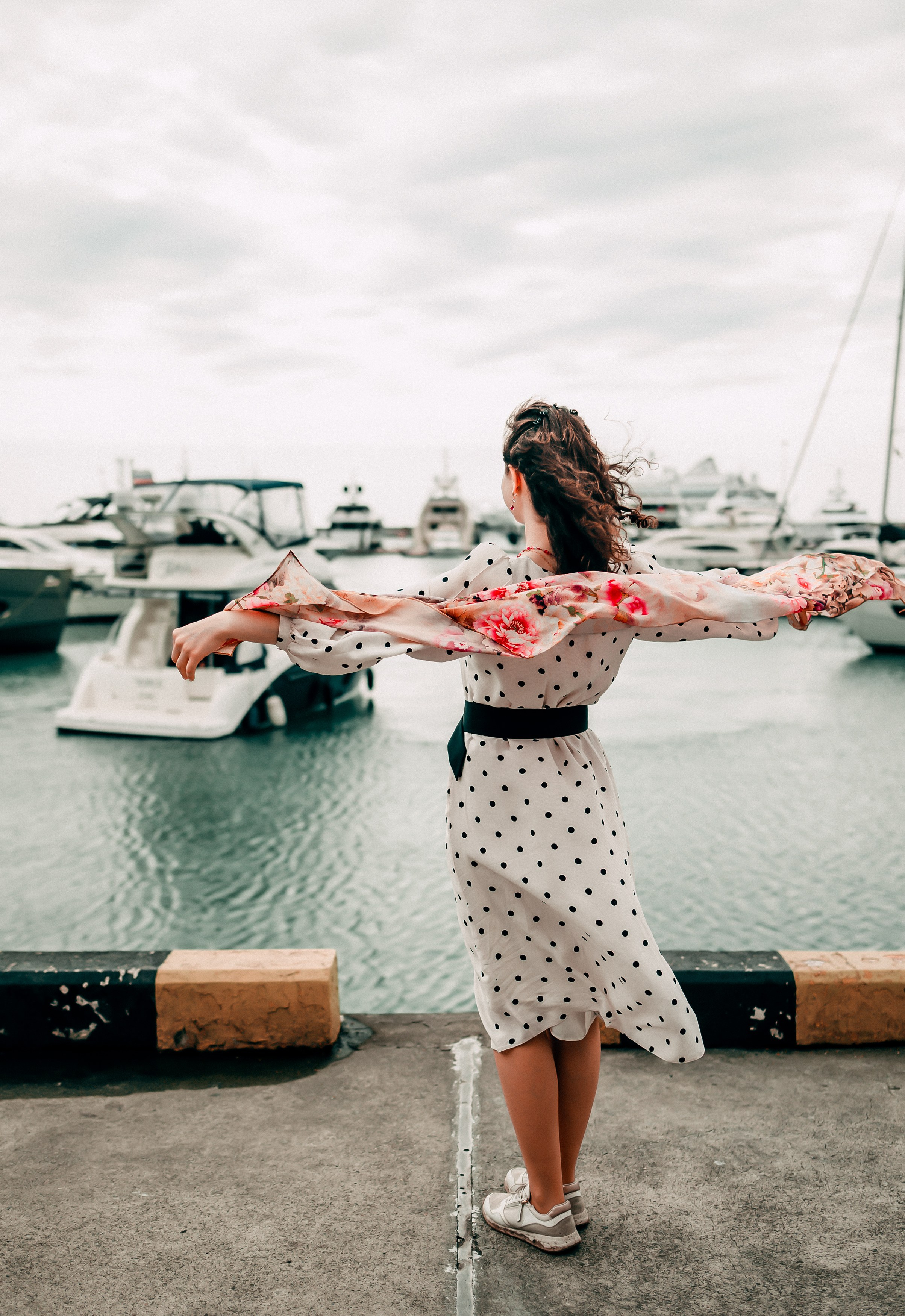 Сливовый сад, морпорт, пляж Ривьера. Свадебный и семейный фотограф София Невская
