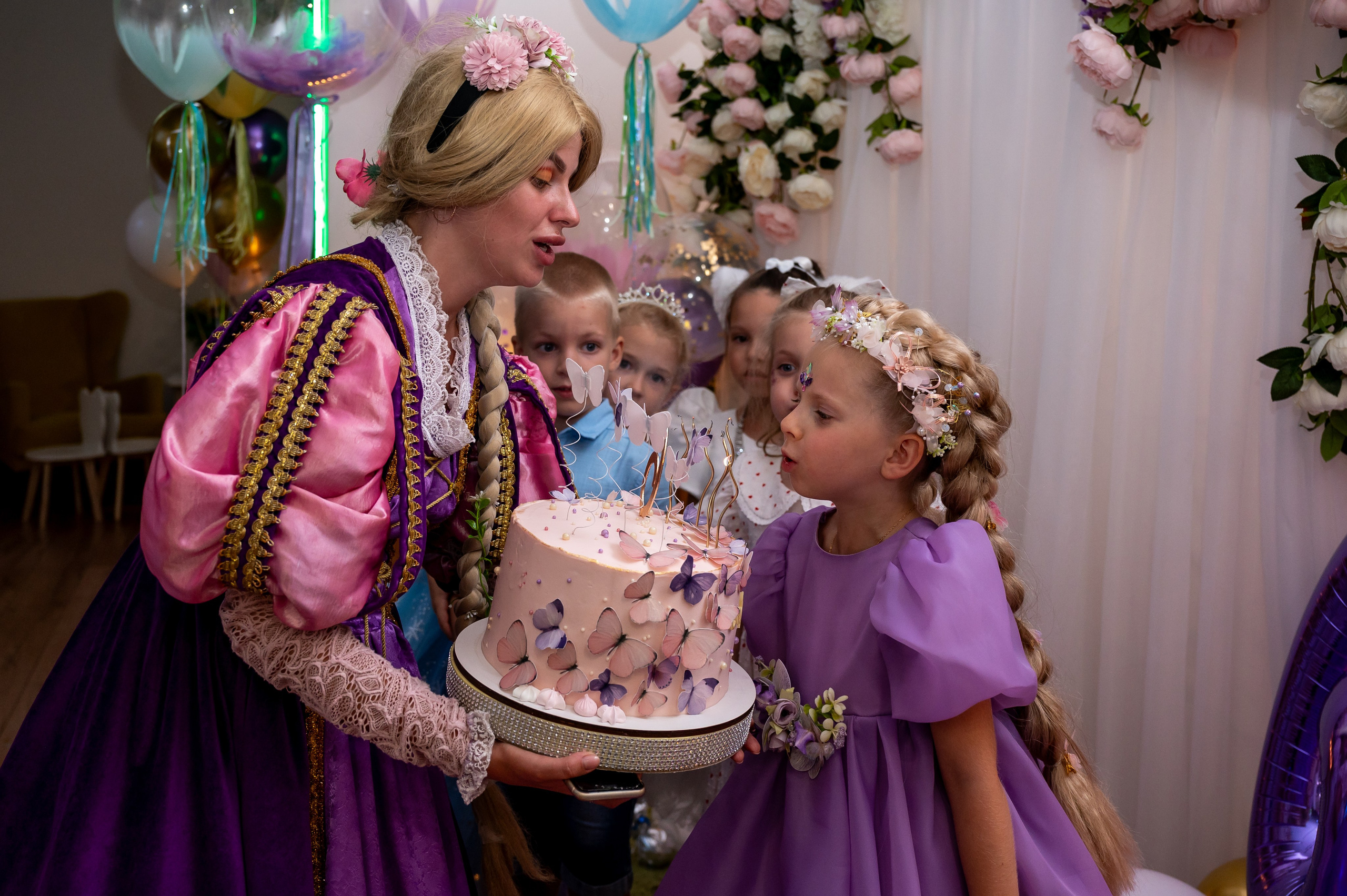 ДР в лофте с фокусником