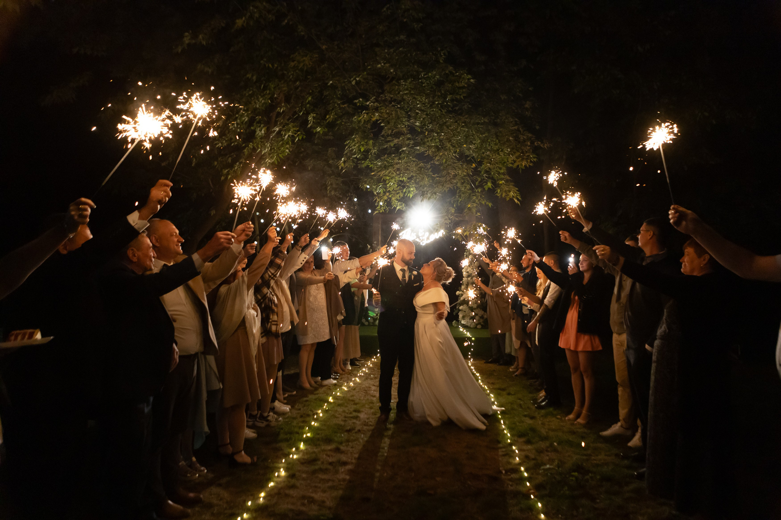 Свадебный фотограф Уфа — Руслан ГабдлисламовЖивые эмоции, красивые кадры, воспоминания на всю жизнь.Работаю по всей Республике Башкортоста. Свадебный фотограф Уфа Руслан Габдлисламов