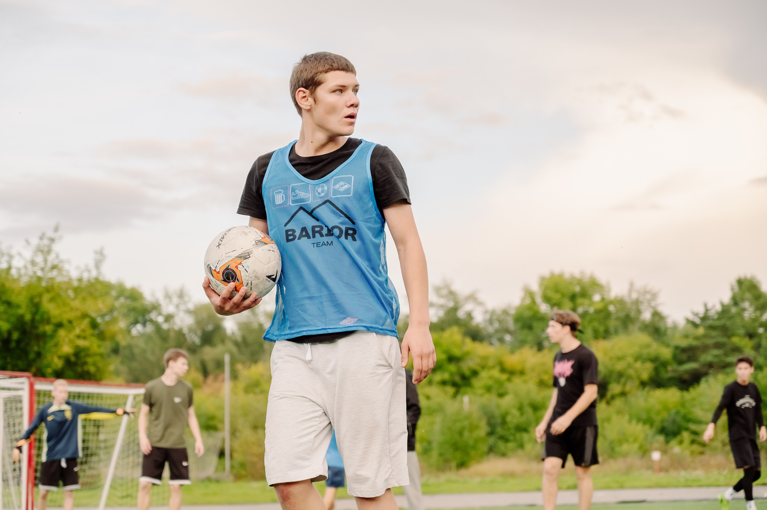 Футбол в Шахтёре 08.2025. Детский фотограф, семейный фотограф и репортажи в Кемерово