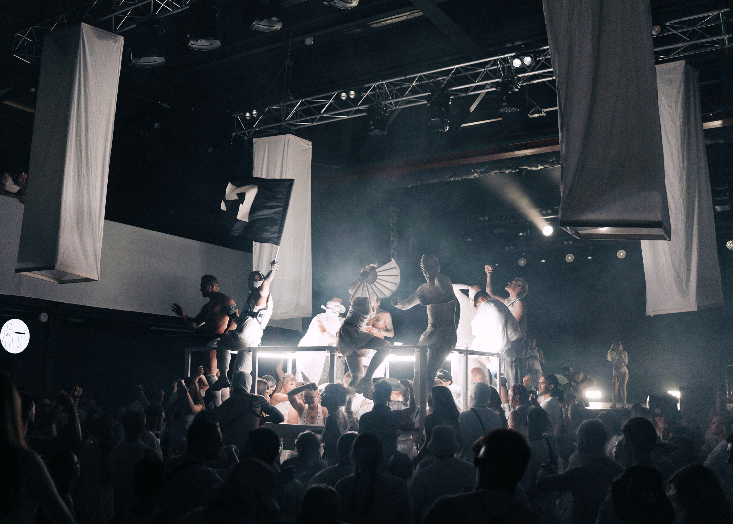 INWHITE | SMENA HARD STAGE. Annyshka