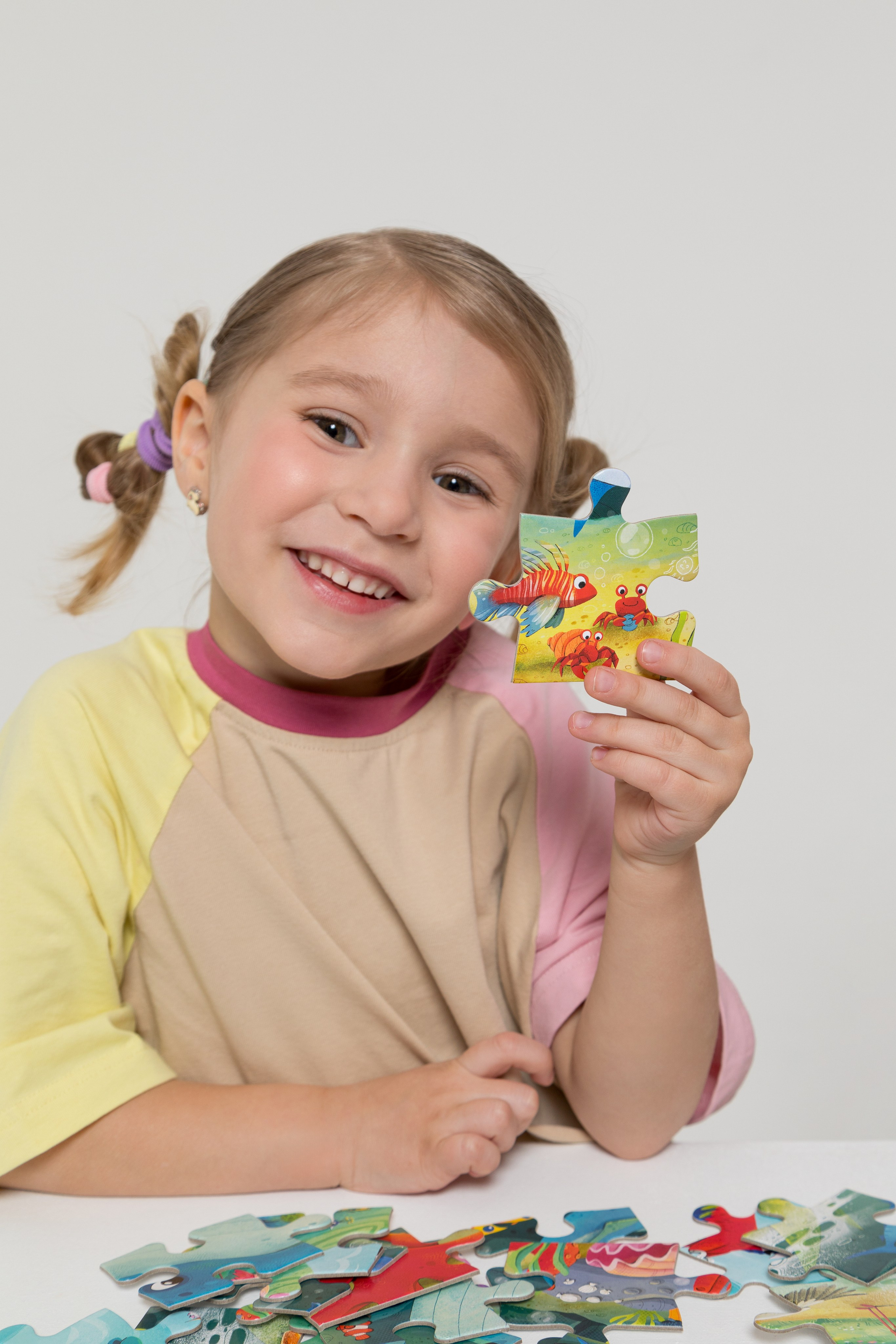 Имиджевая и каталожная съёмка для бренда детских пазлов. Детский и контент фотограф Надя Волкова Санкт-Петербург