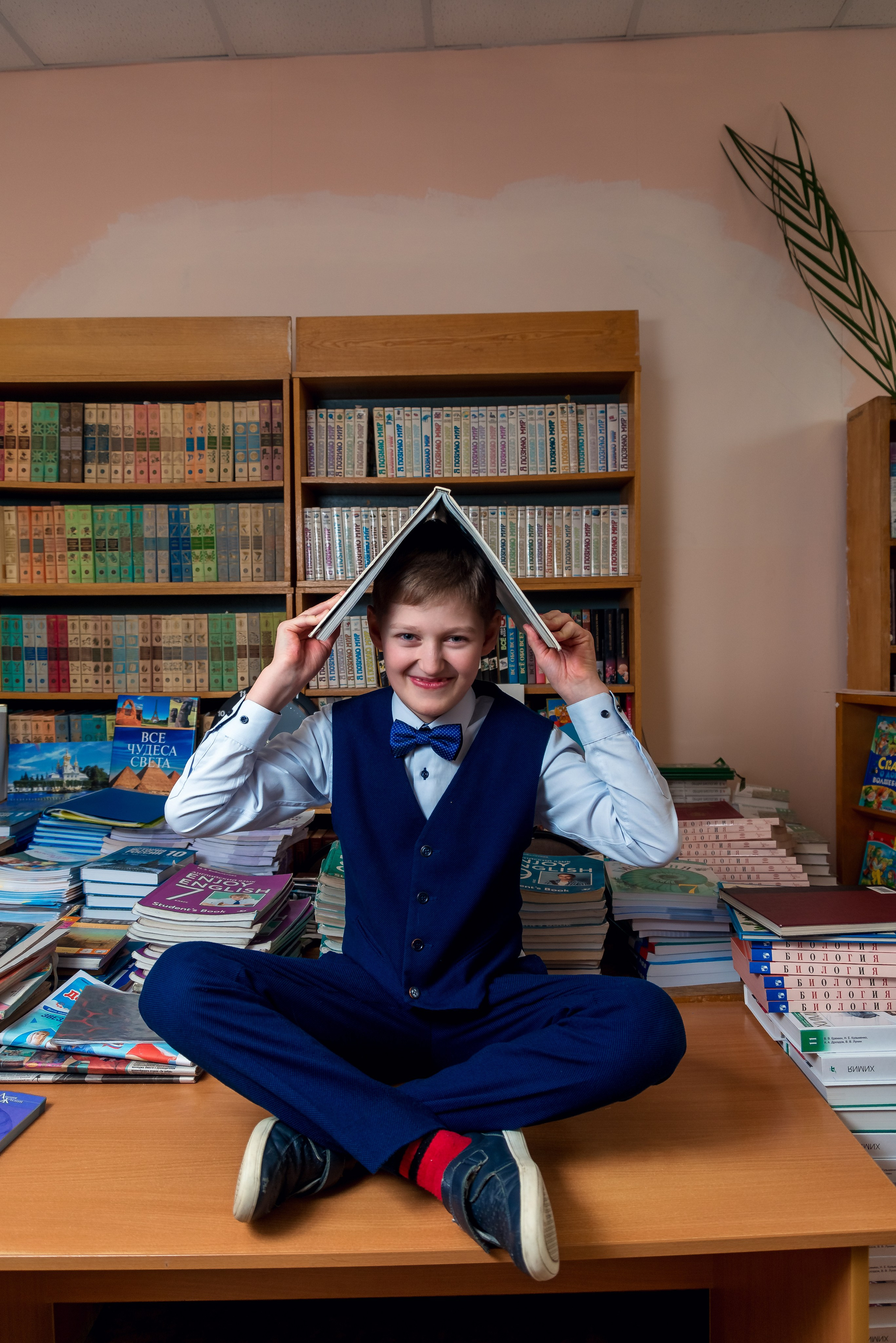 В Библиотеке. Женский фотограф Крещение Венчание Москва Брянск