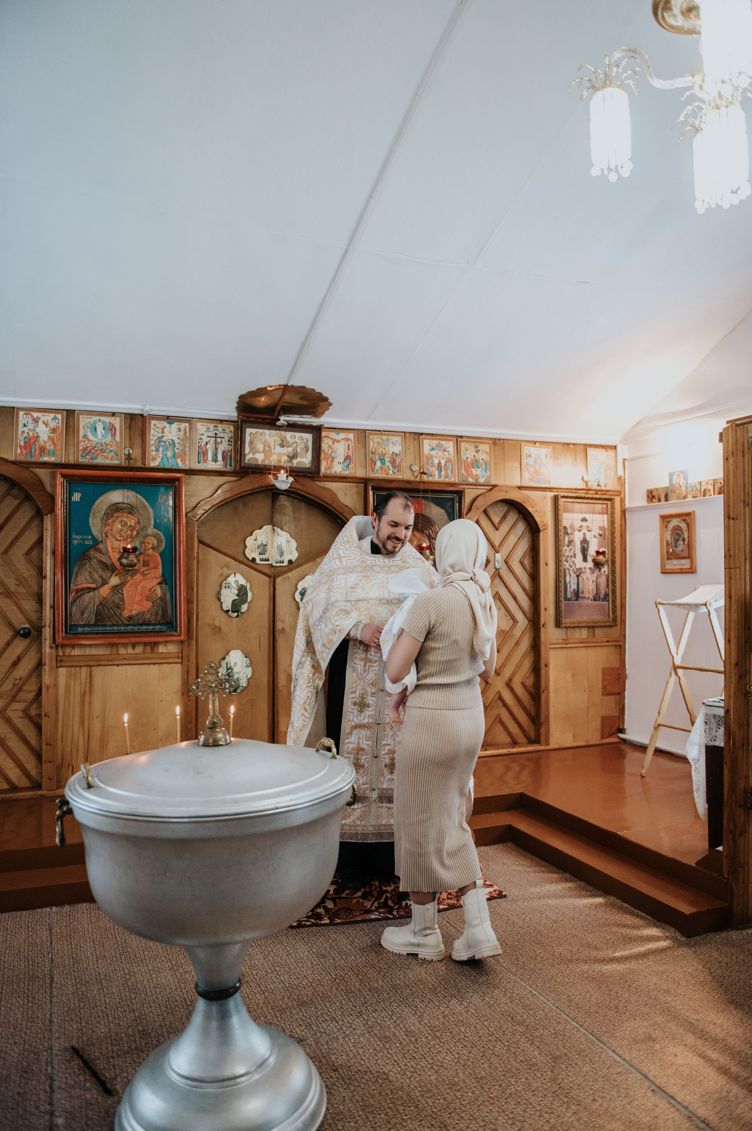 Таинство крещения Мирославы. Фотограф в Сургуте Светлана Гибадуллина