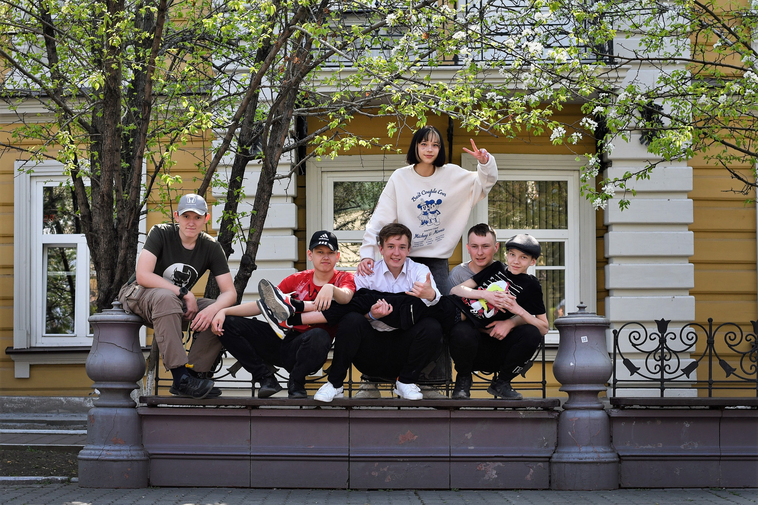 ФОТОСЕССИЯ В ПАРКЕ весна. Школьный фотограф ЛАРИСА МАТВЕЕНКО