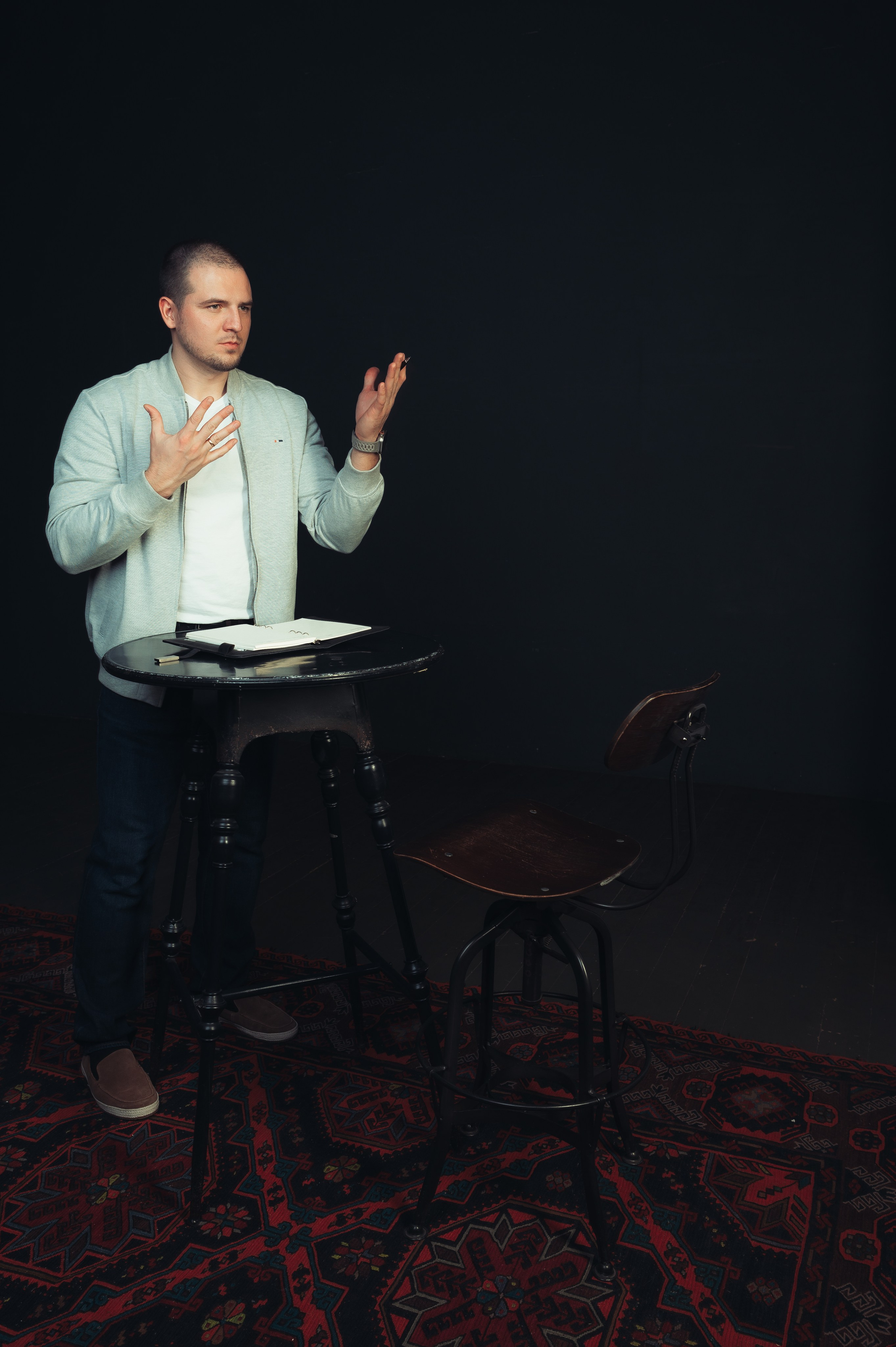 Никита Пустовалов — портретная съёмка. Иван Кубик — фотограф и видеограф