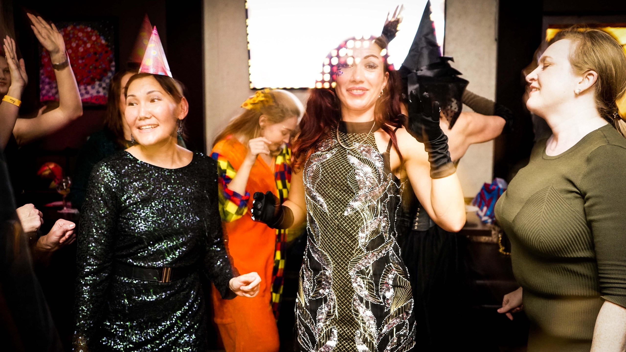 Фандец. Хеллоуиновская клубная вечеринка | 13.11.21. Галерея Фантим