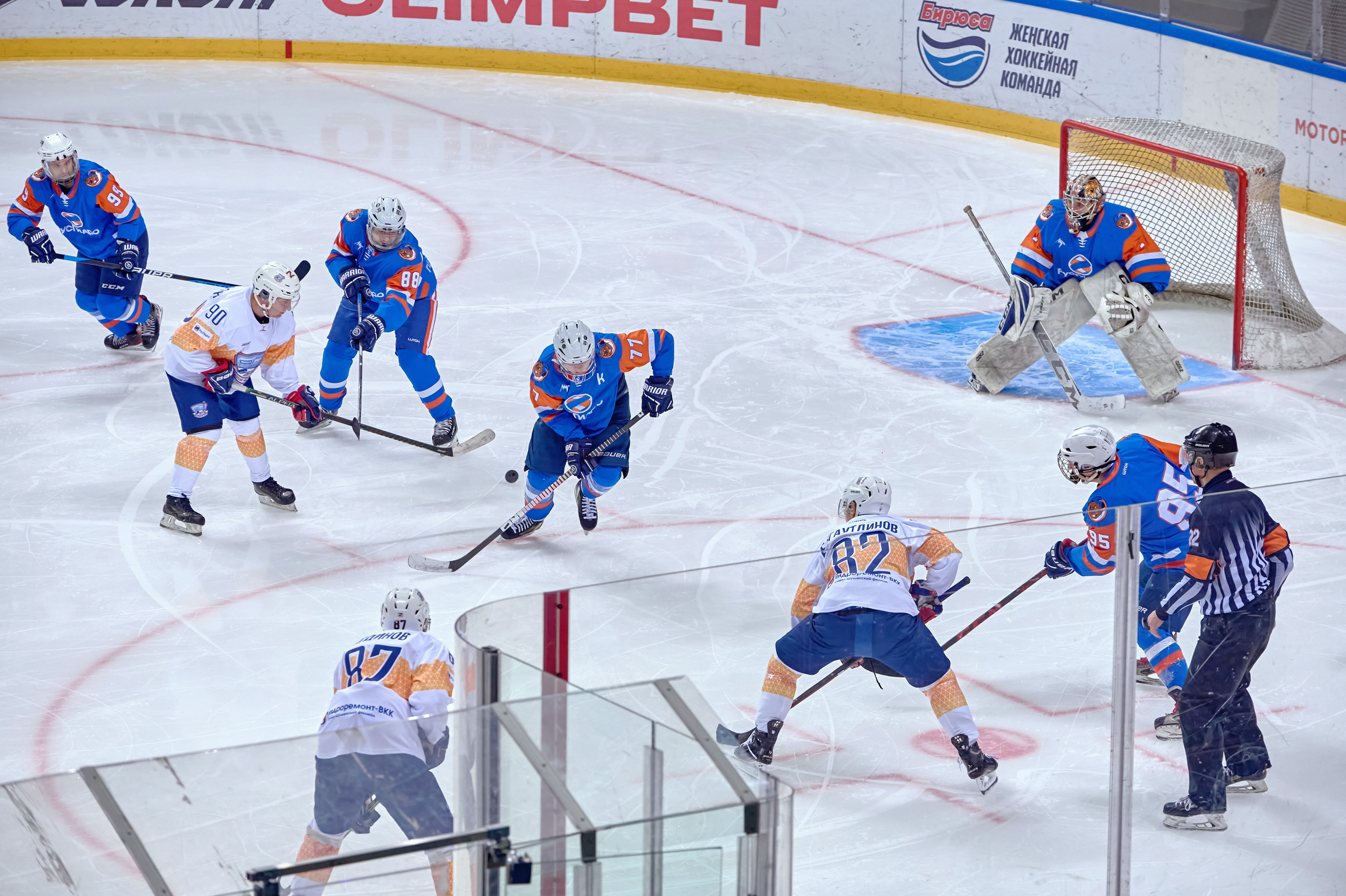 Платинум Арена — Хоккей — РусГидро. Фотограф Яковлев Роман — Красноярск