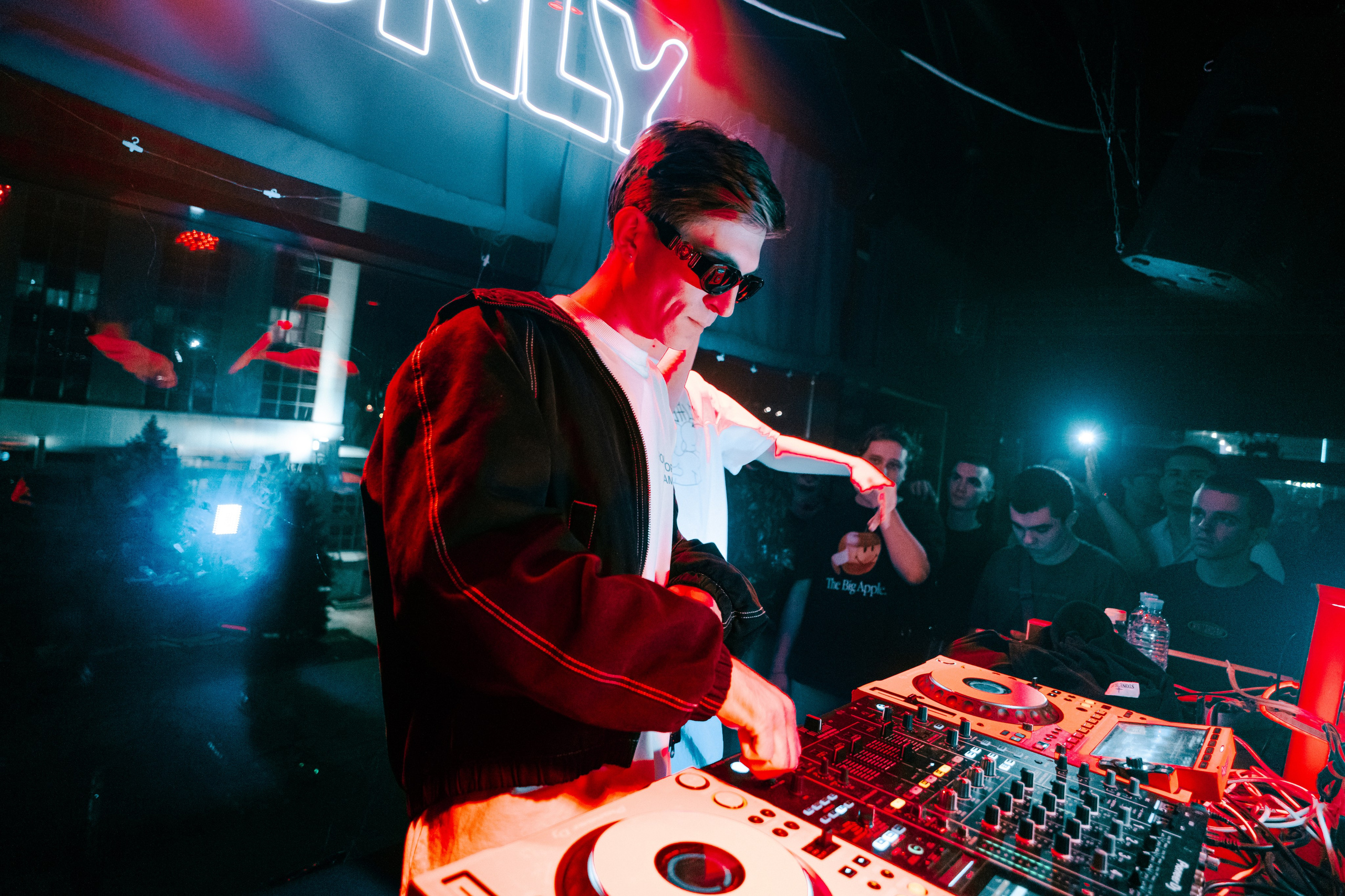 Only Birthday Party & 2HUG + Secret Guest / @Небесный сад. Концертный фотограф в Краснодаре