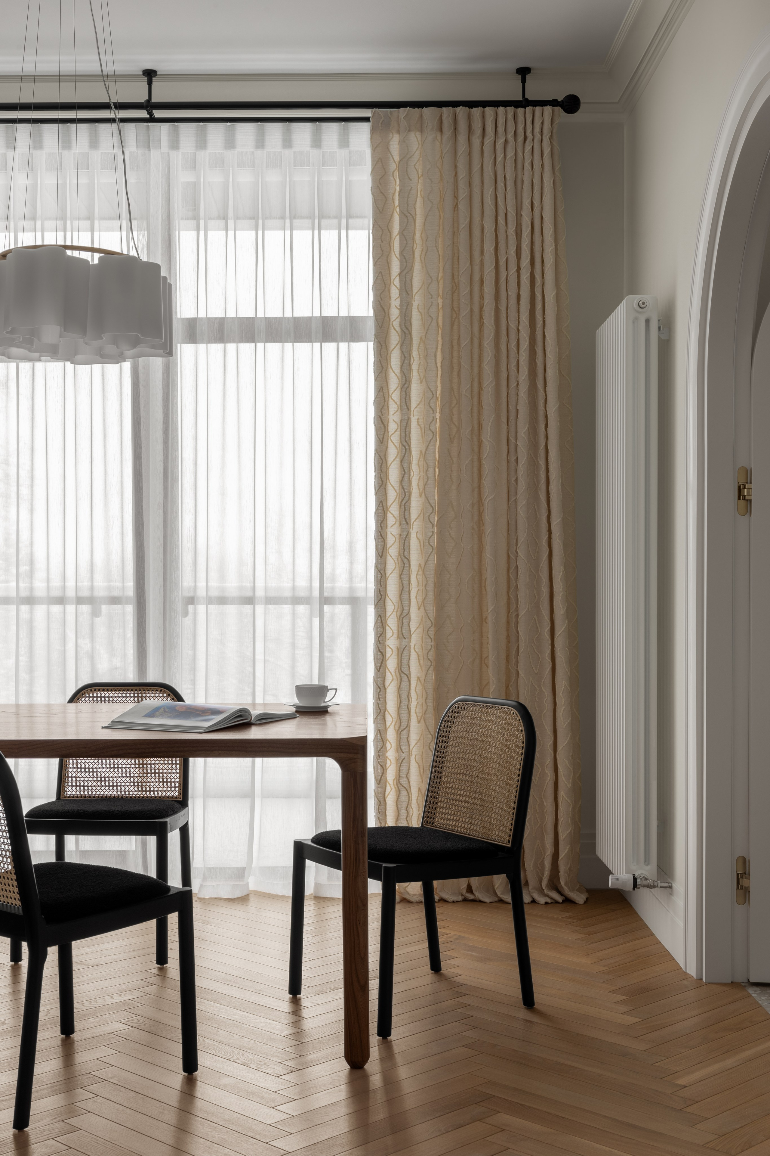 Фотосъёмка домашнего текстиля в интерьере. Roman Yakunin — interior photographer in Almaty, Kazakhstan