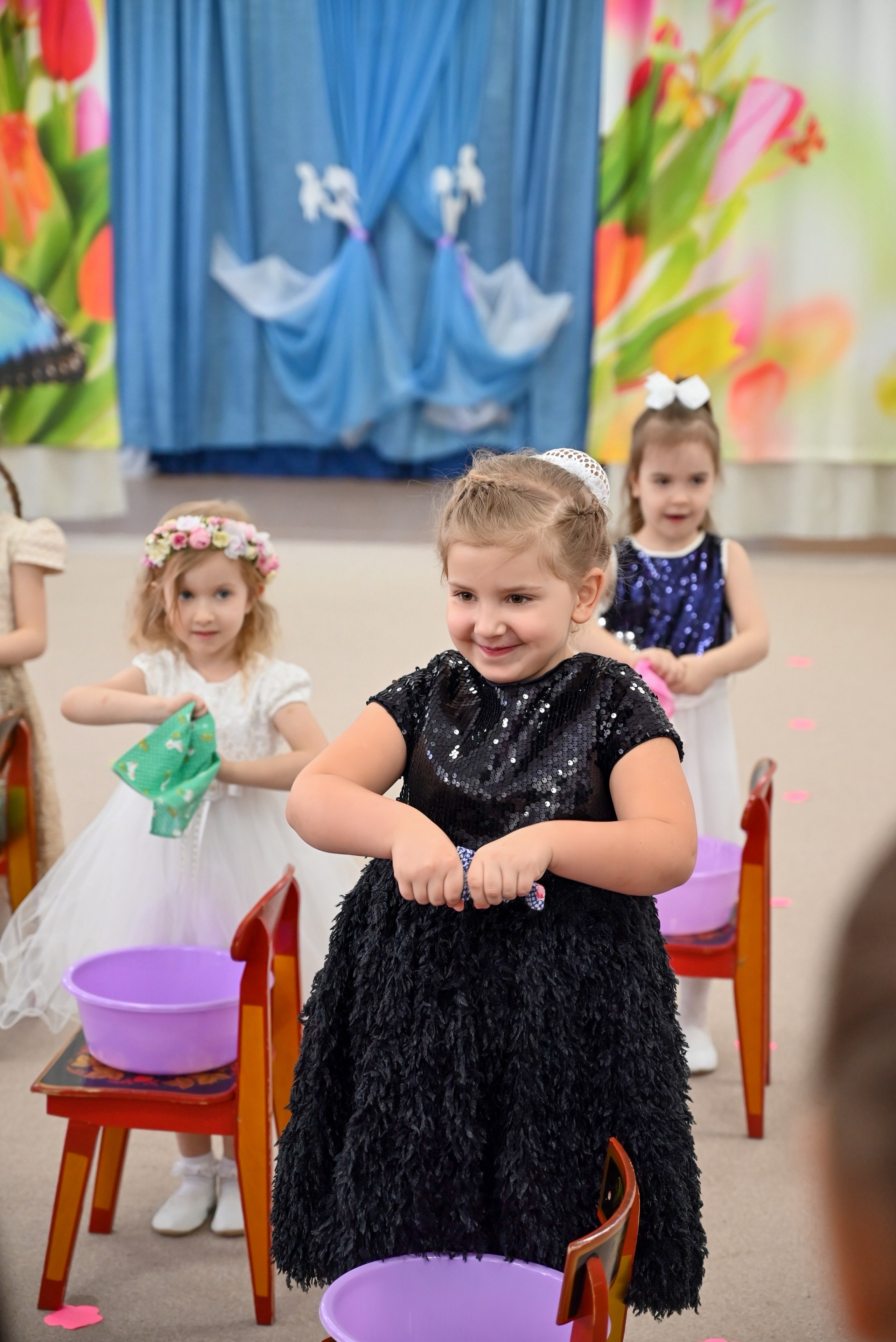 Праздник в группе «Дружная семейка». Семейный и детский фотограф Москва