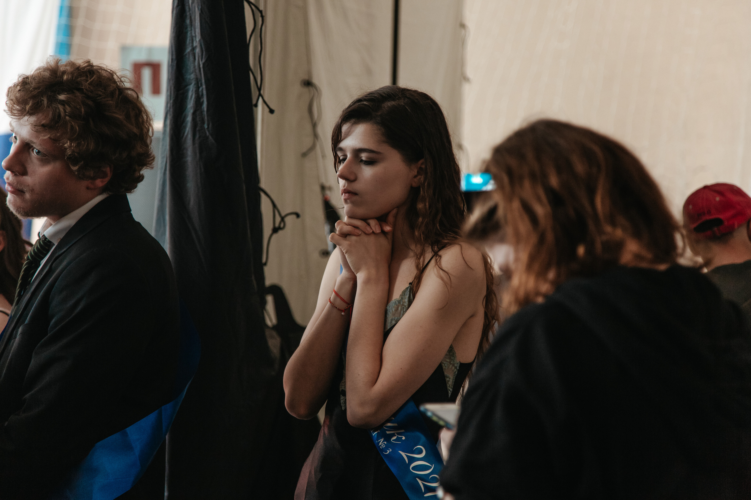 МАРИЯ МАЦЕЛЬ НА СЪЁМКАХ ФИЛЬМА «ЛЕТОМ АСФАЛЬТ ТЁПЛЫЙ». MARIA SOKOLOVA