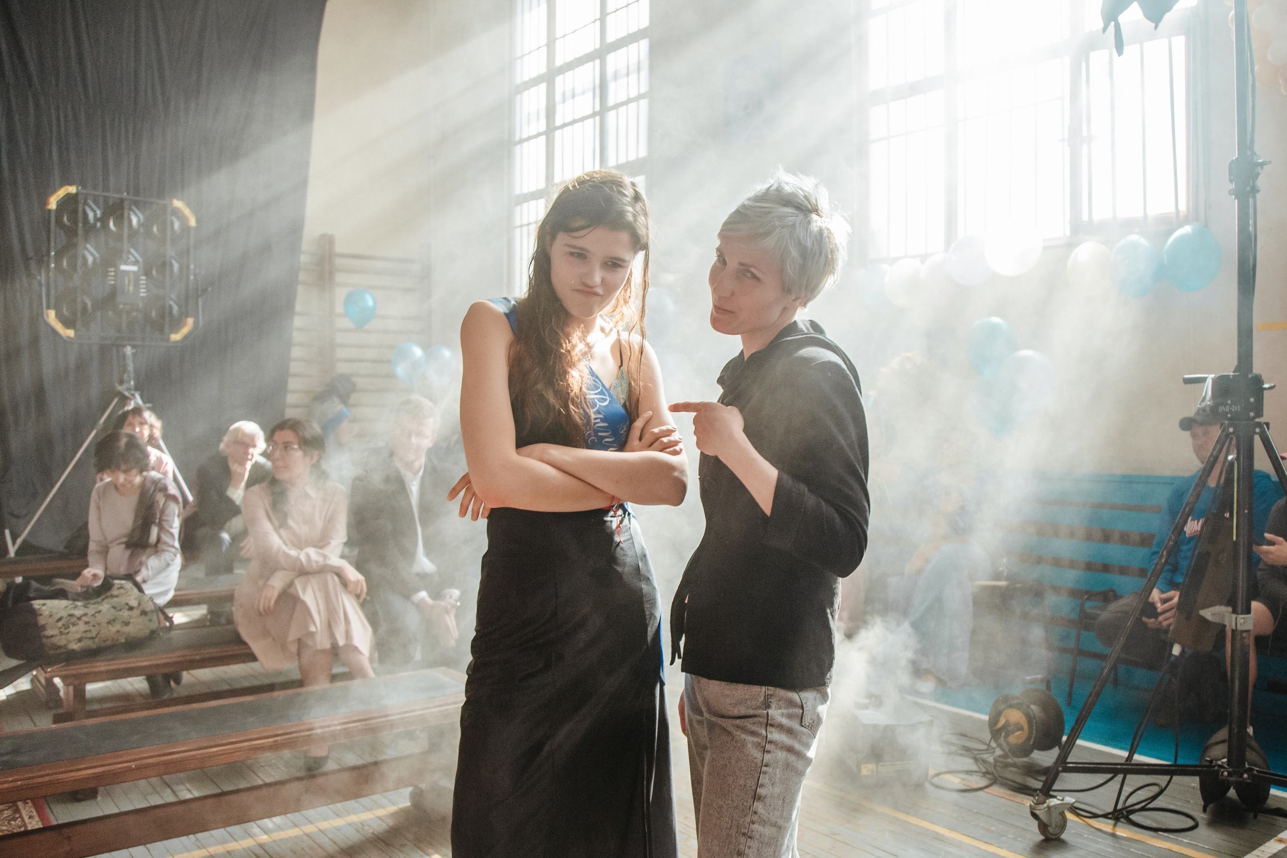 МАРИЯ МАЦЕЛЬ НА СЪЁМКАХ ФИЛЬМА «ЛЕТОМ АСФАЛЬТ ТЁПЛЫЙ». MARIA SOKOLOVA