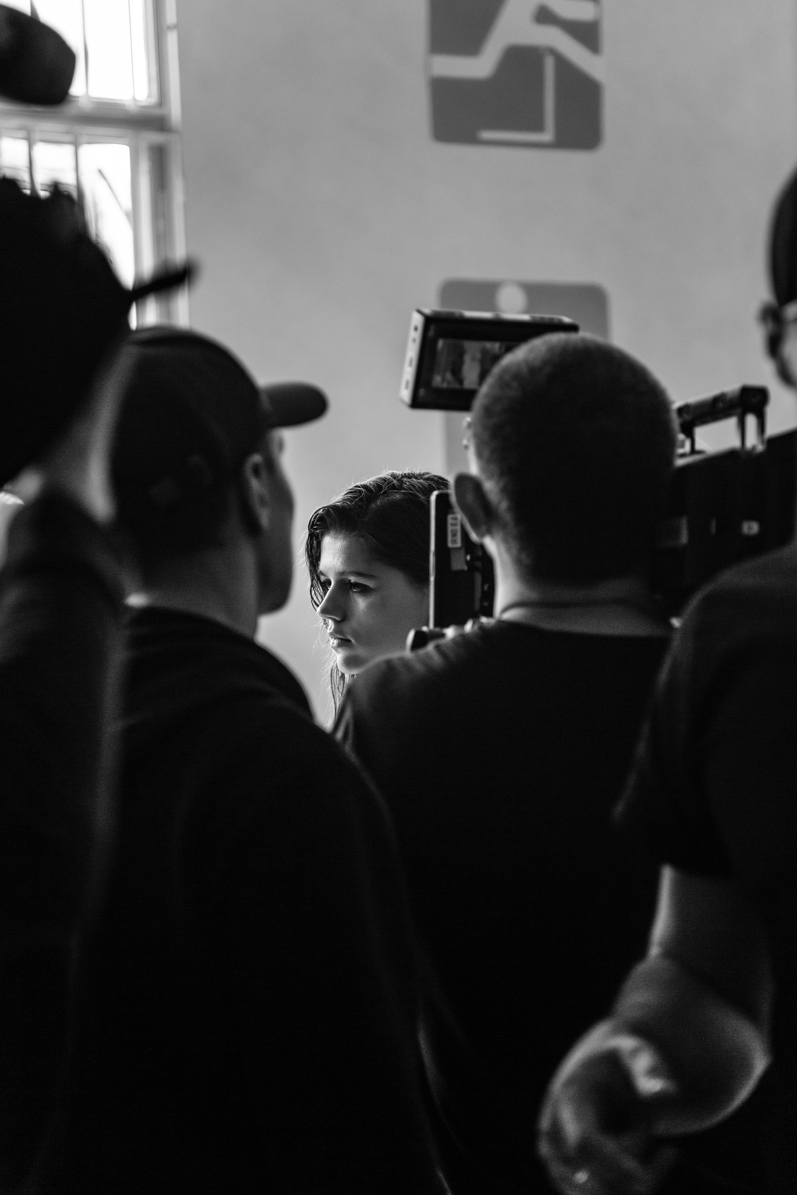 МАРИЯ МАЦЕЛЬ НА СЪЁМКАХ ФИЛЬМА «ЛЕТОМ АСФАЛЬТ ТЁПЛЫЙ». MARIA SOKOLOVA