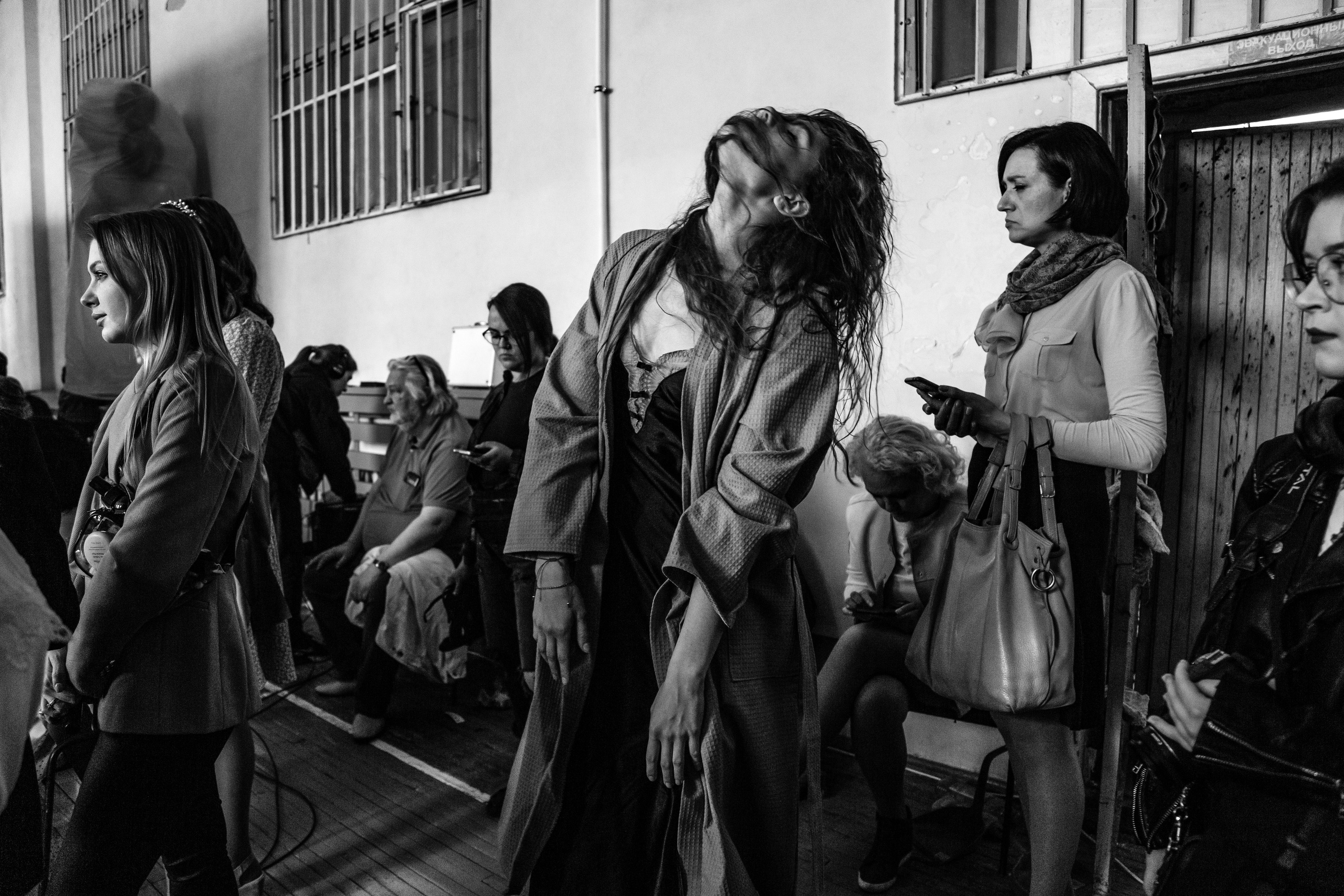 МАРИЯ МАЦЕЛЬ НА СЪЁМКАХ ФИЛЬМА «ЛЕТОМ АСФАЛЬТ ТЁПЛЫЙ». MARIA SOKOLOVA