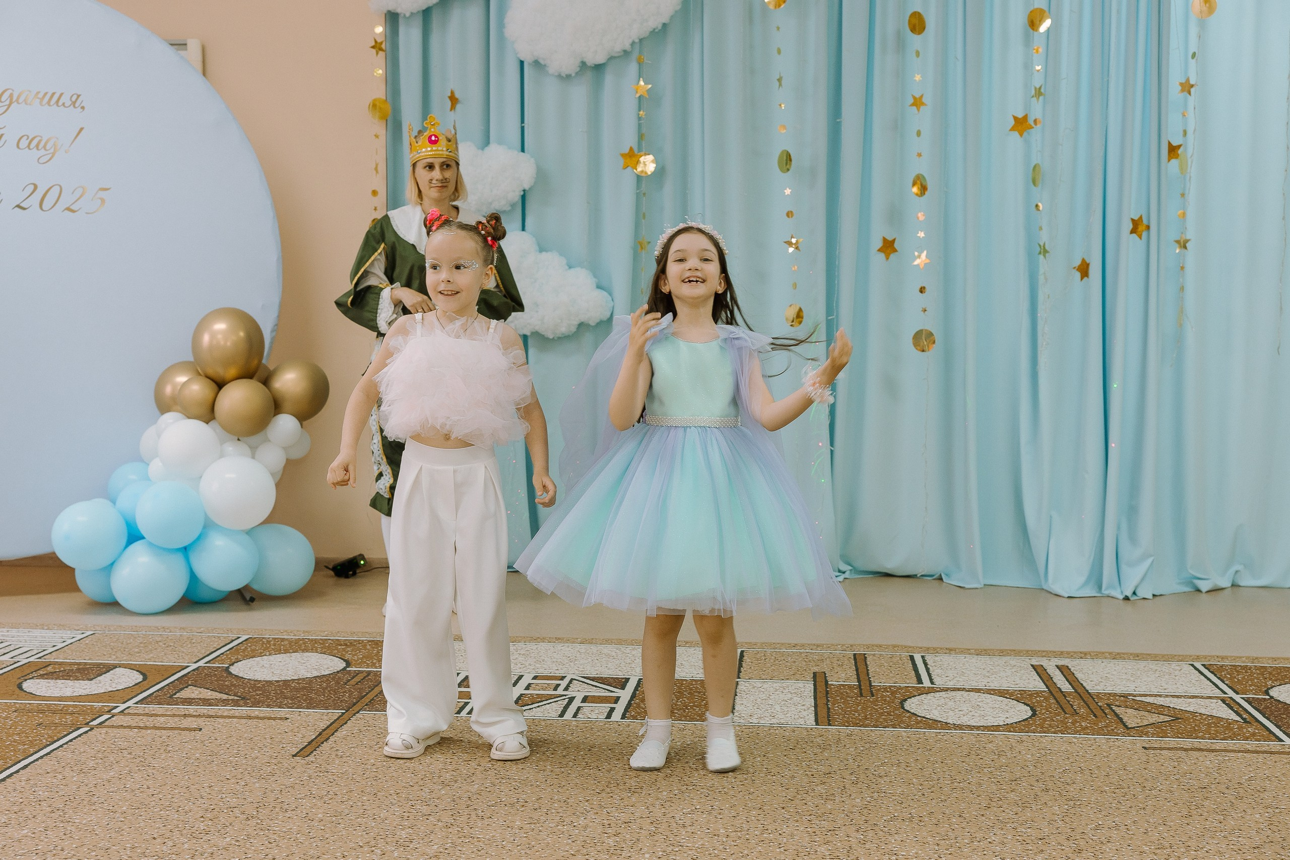 Выпускной в ДС -29. Выпускные альбомы Натальи Бутко: Новороссийск, Анапа, Геленджик