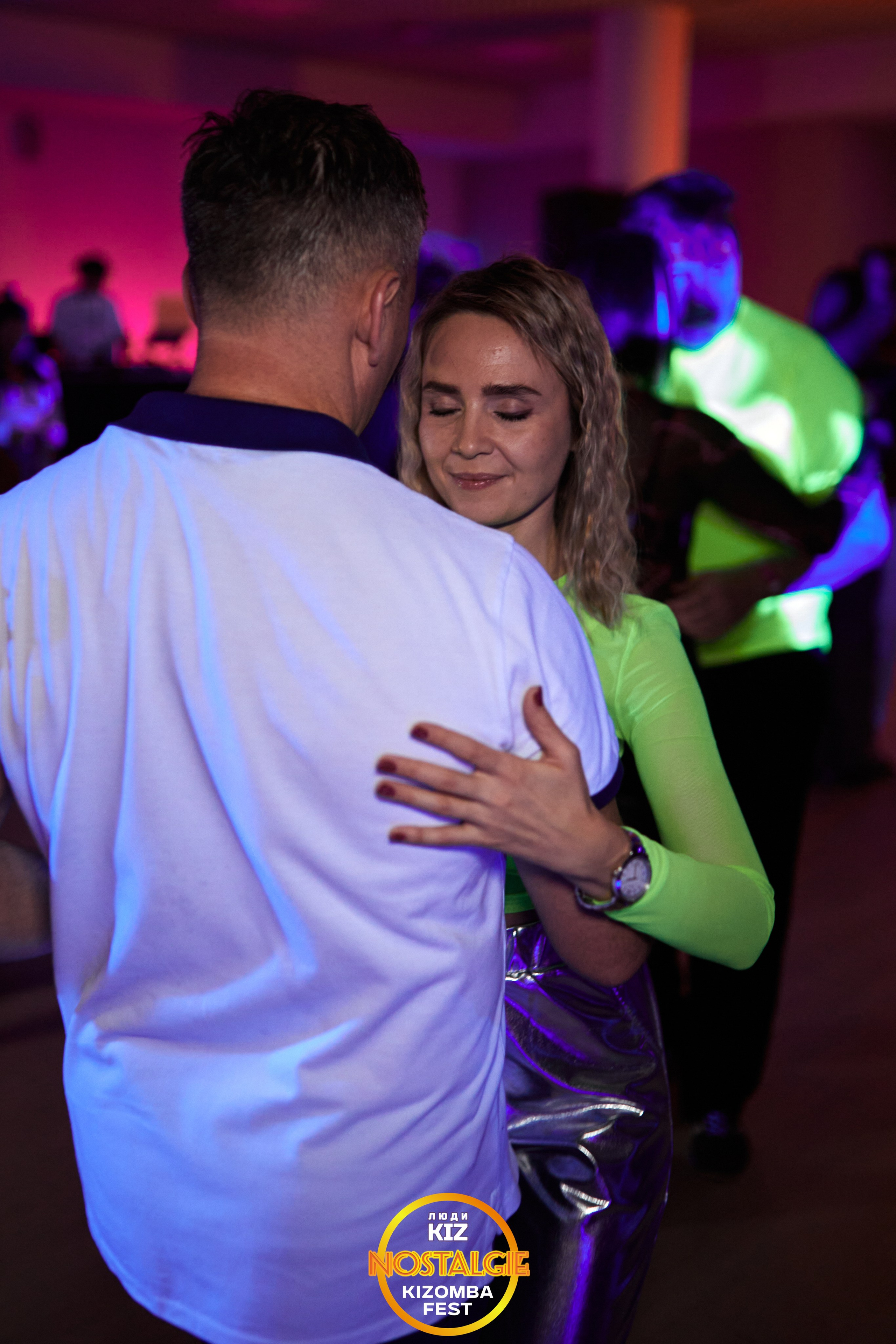 Neon party. Свадебный фотограф