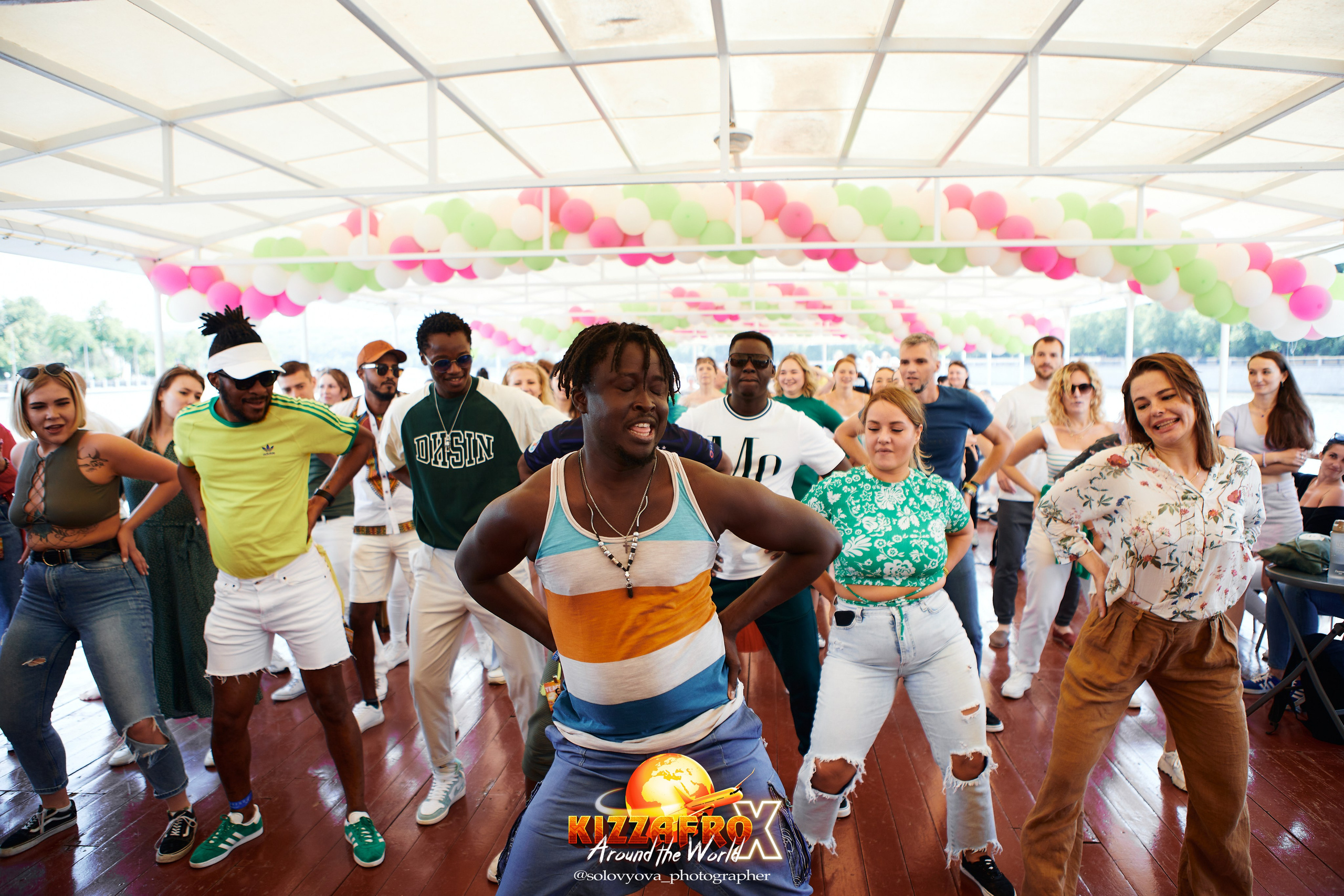 Boat party. Свадебный фотограф