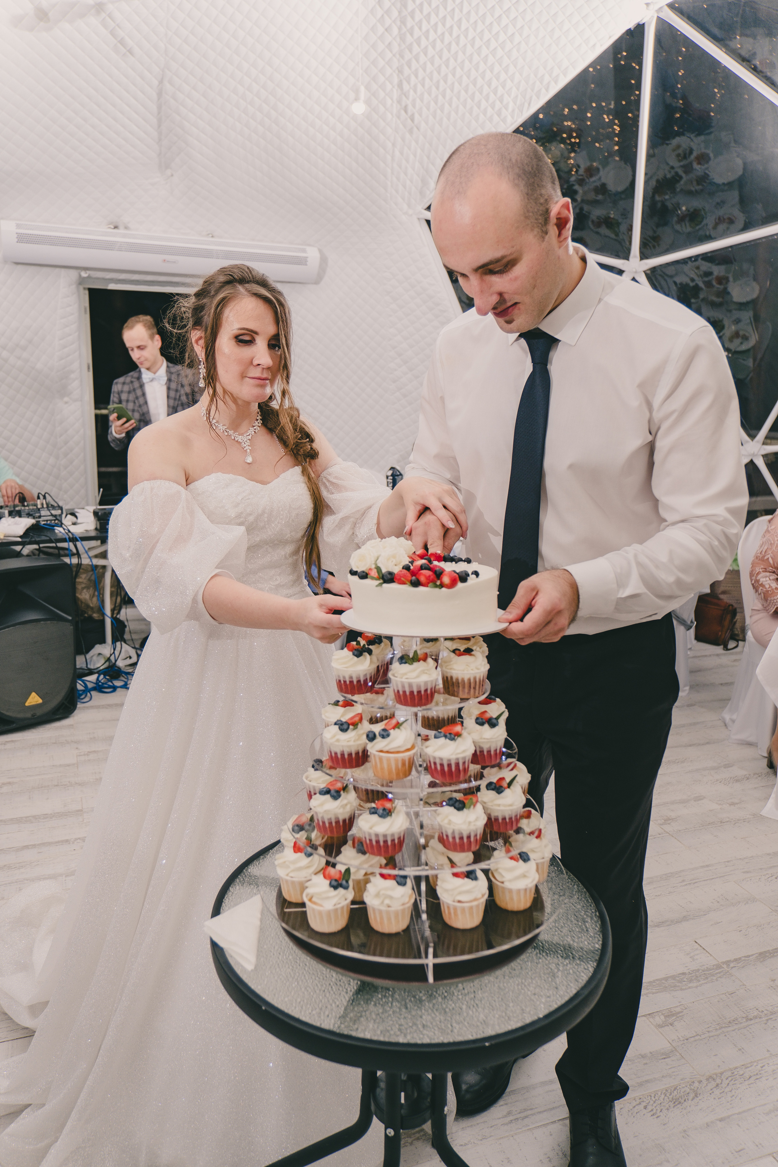Свадебный банкет в «Лесной галактике». Свадебный и семейный фотограф Анастасия Зырянкина