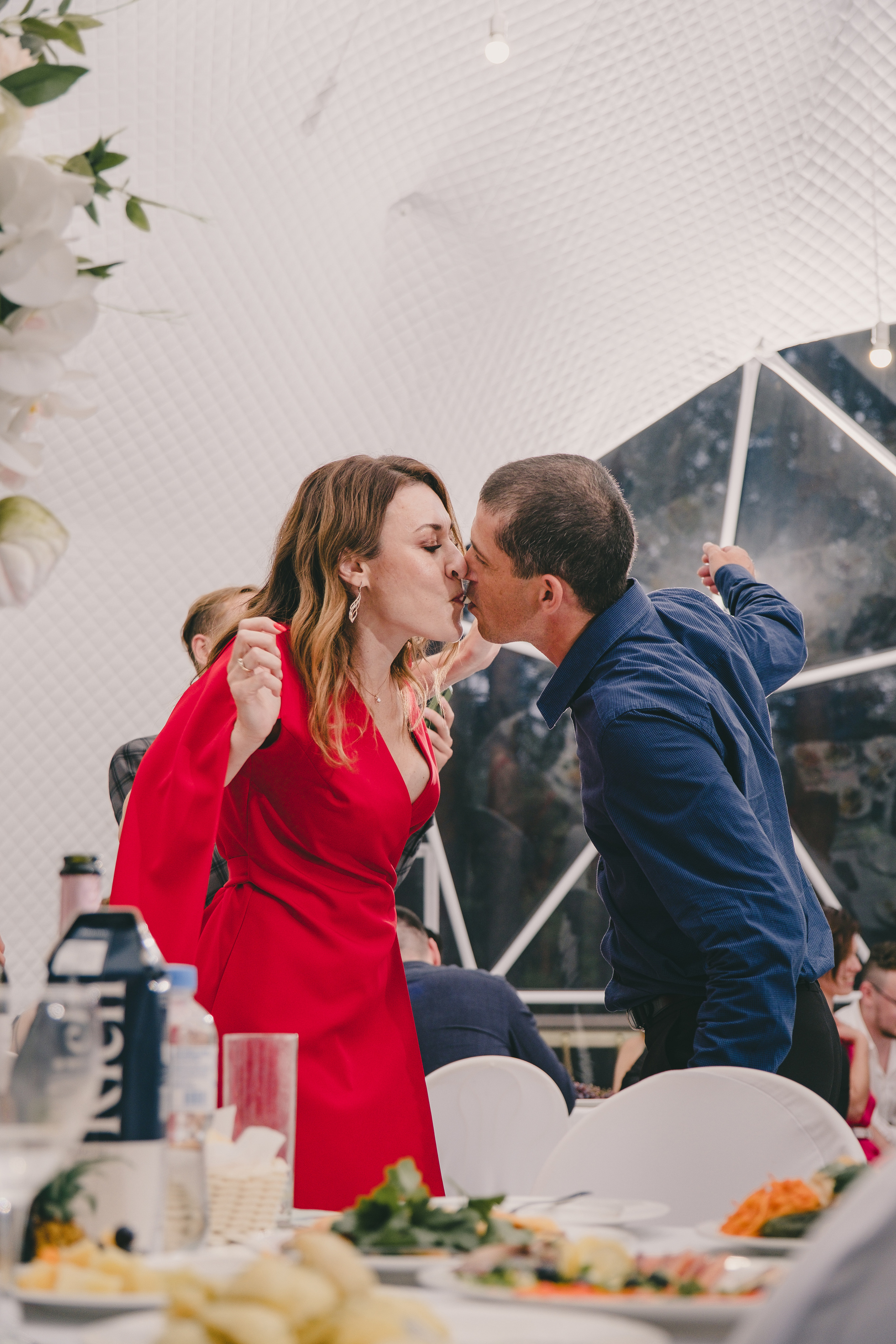 Свадебный банкет в «Лесной галактике». Свадебный и семейный фотограф Анастасия Зырянкина