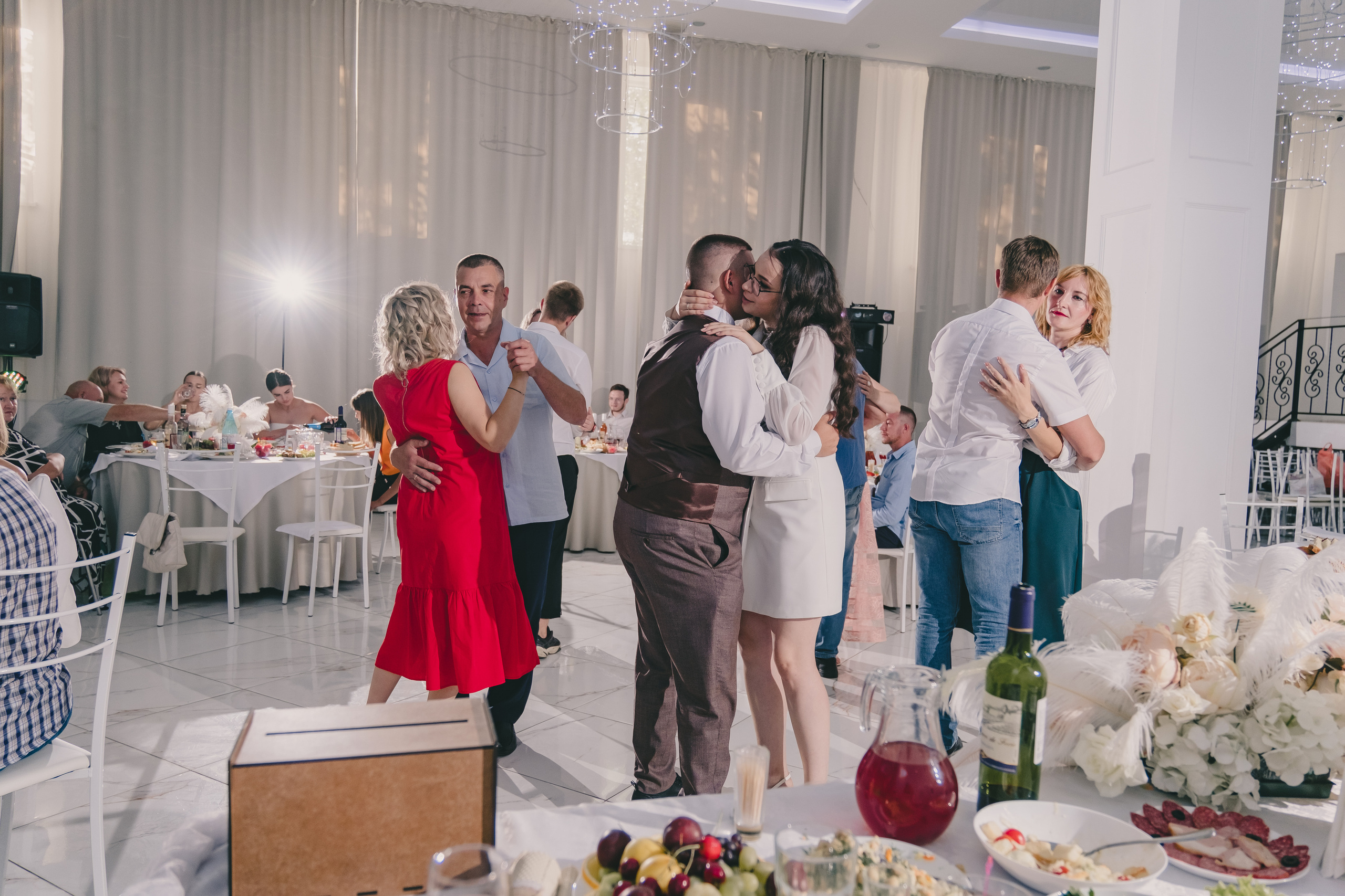 Свадебный банкет Светланы и Егора. Свадебный и семейный фотограф Анастасия Зырянкина