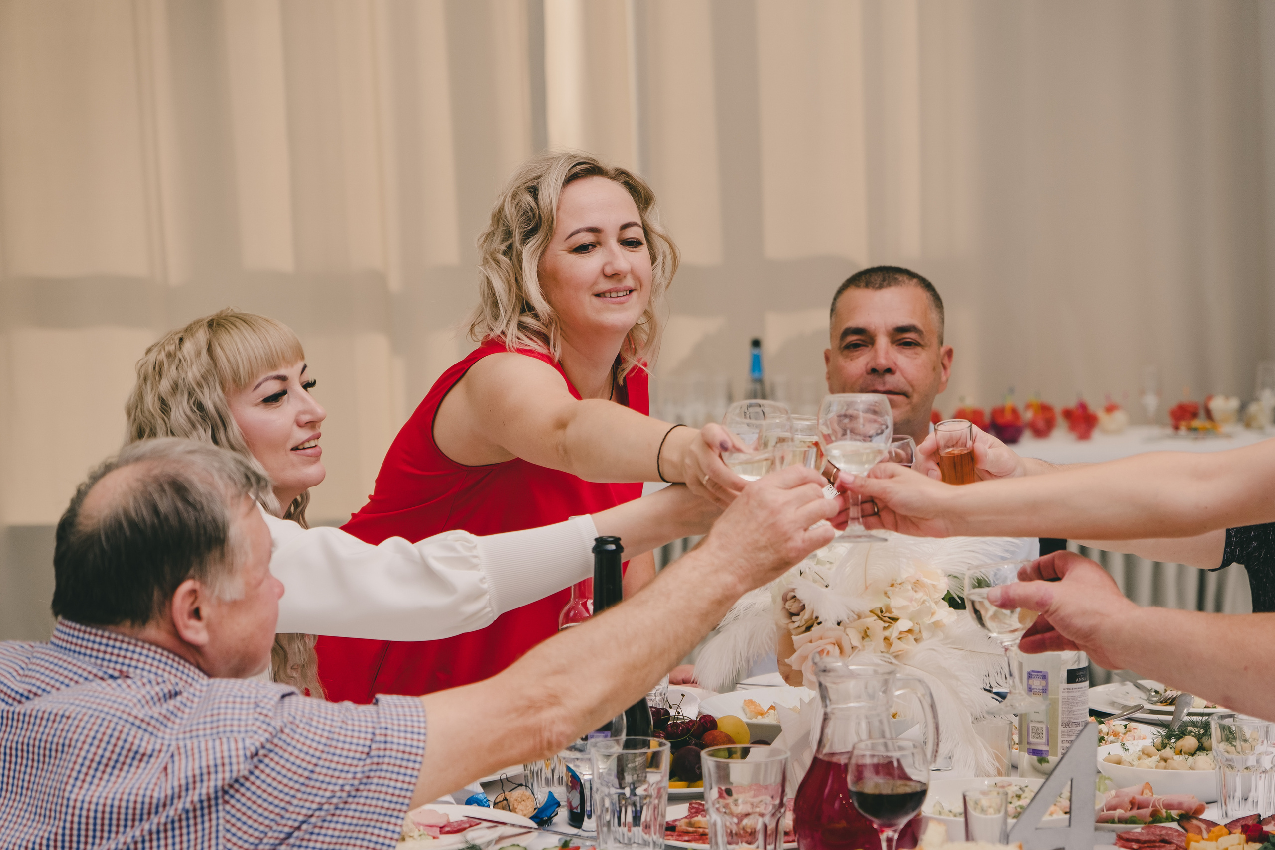 Свадебный банкет Светланы и Егора. Свадебный и семейный фотограф Анастасия Зырянкина
