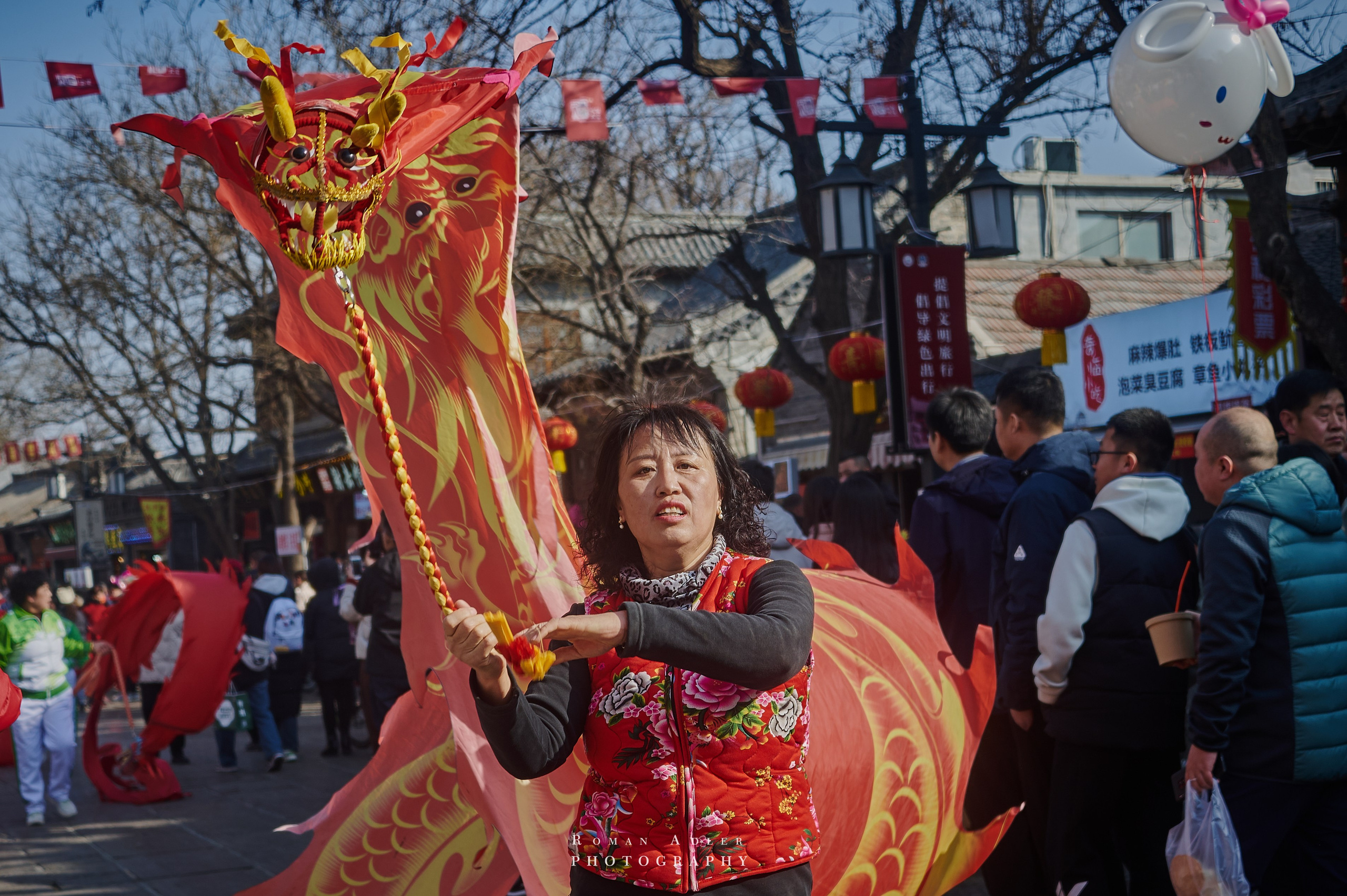 Новогодний парад в Цинчжоу. Китай. Фотограф Роман Адлер