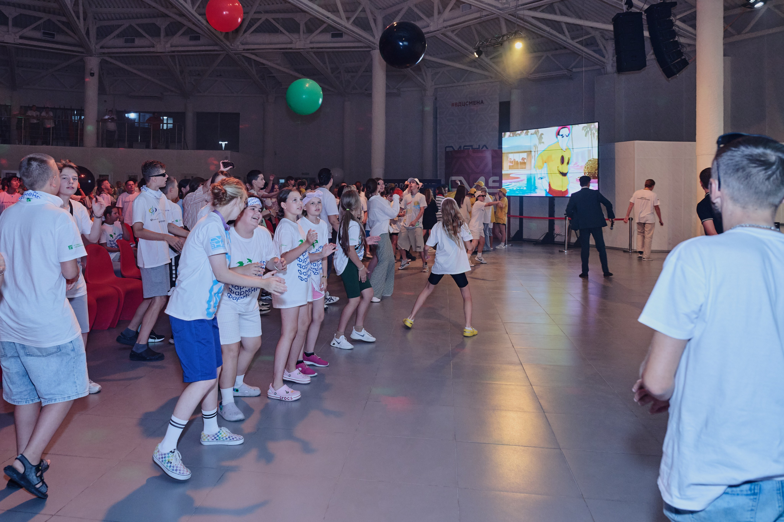 Открытие смены «Юный Геолог». ВДЦ «Смена» Авугст 2024 Анапа. Фотограф Роман Адлер