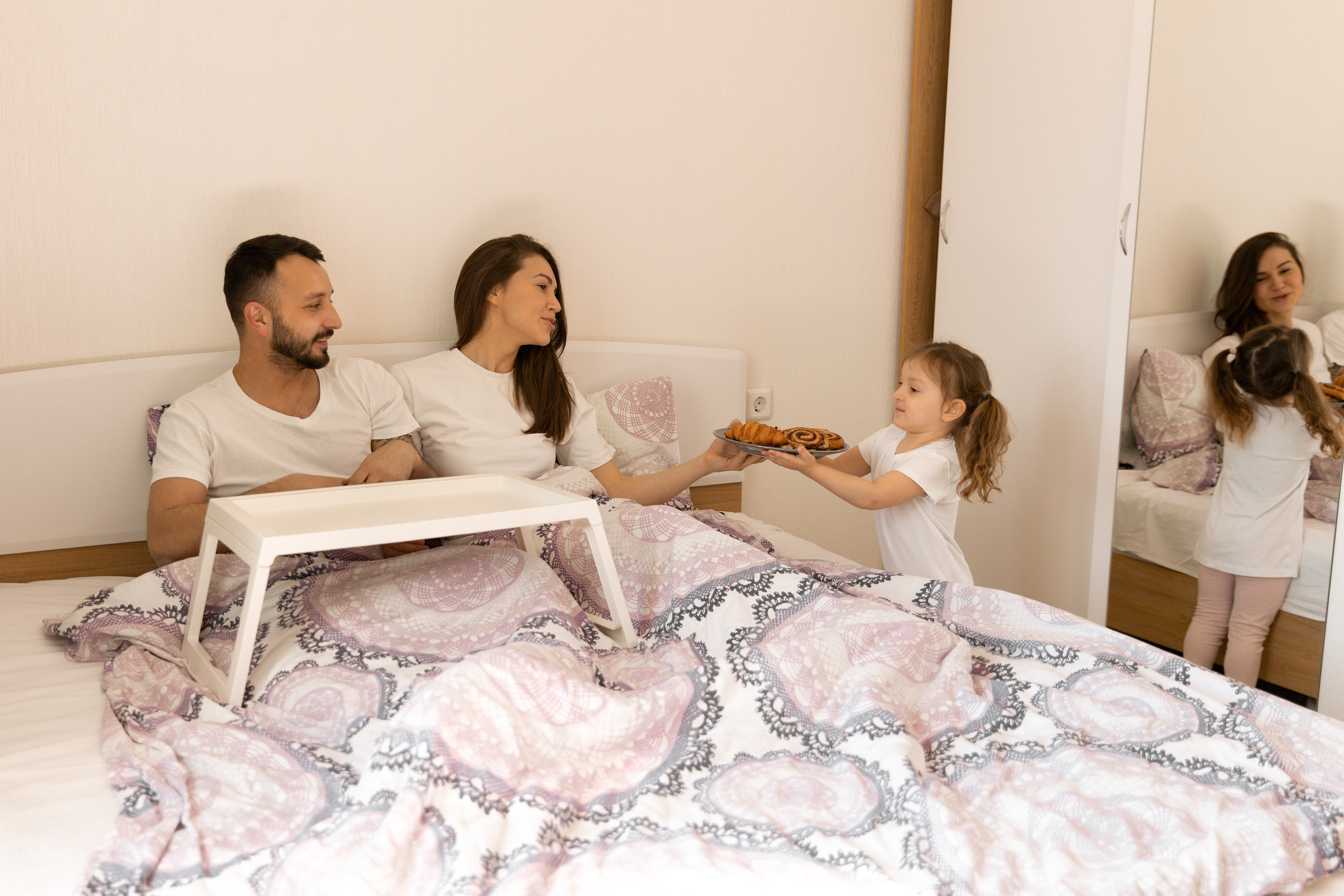 Воскресное утро у Оли, Саши и малышки Полины❤️. Детский и семейный фотограф в Москве Галя Любимова