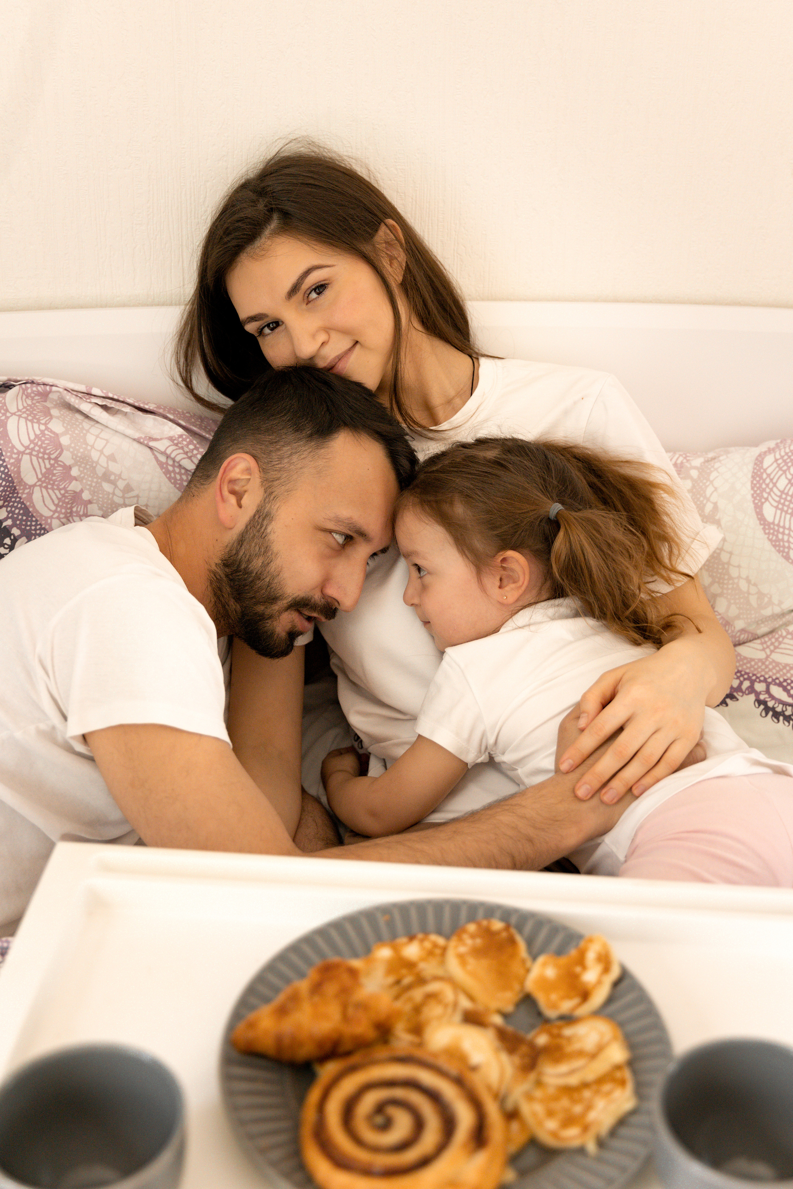 Воскресное утро у Оли, Саши и малышки Полины❤️. Детский и семейный фотограф в Москве Галя Любимова