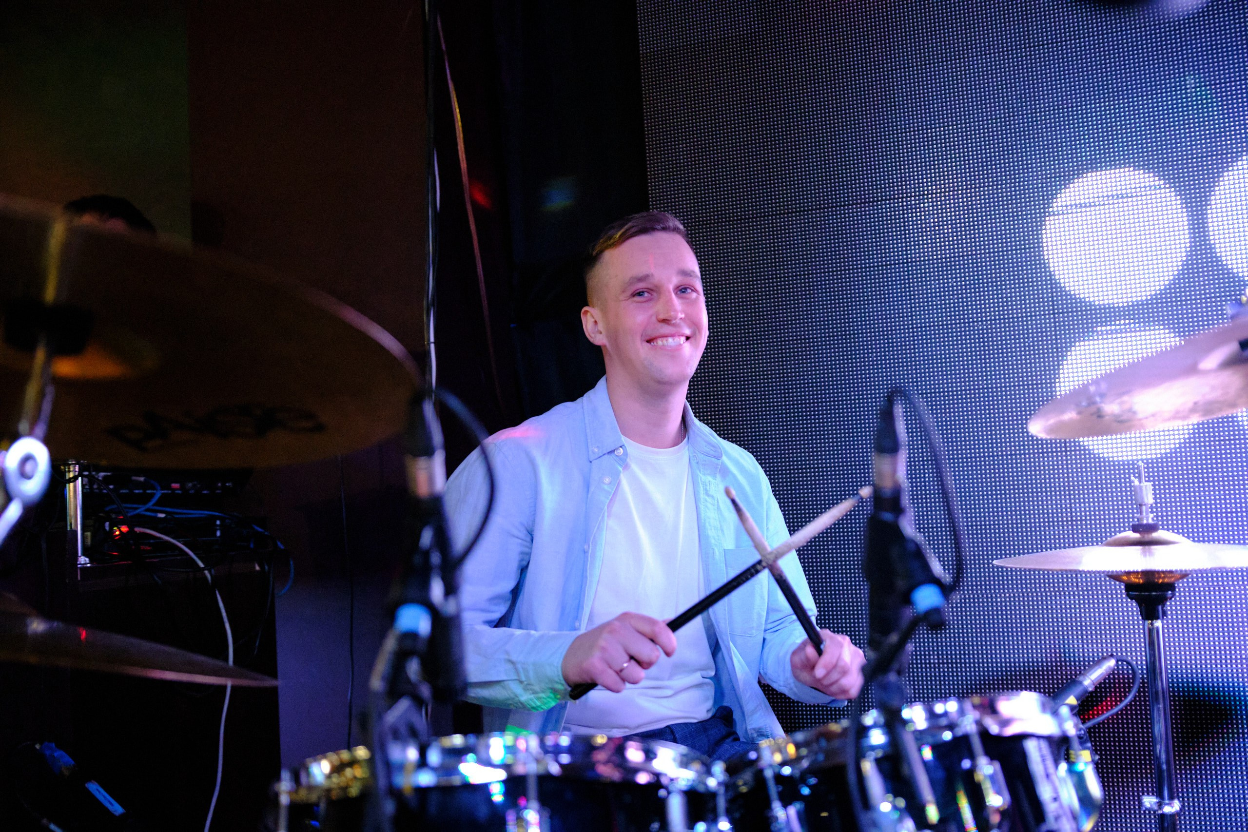 CocoBongo. Антон Ив