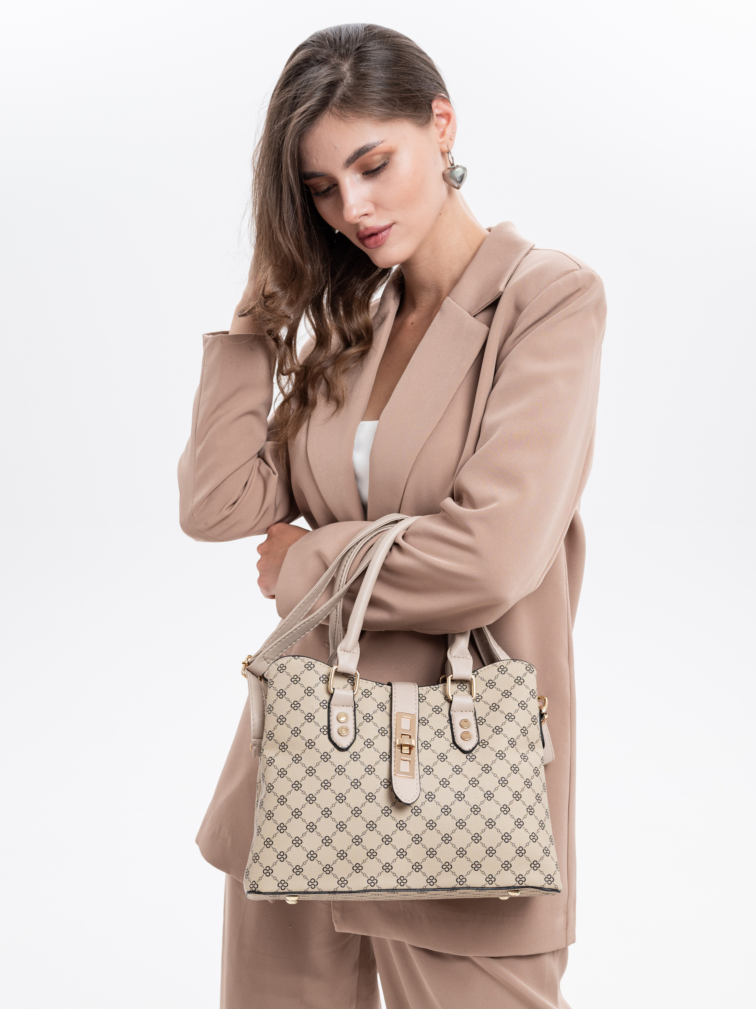 Женские сумки 2. Предметный фотограф, фото для маркетплейсов Пятигорск, КМВ