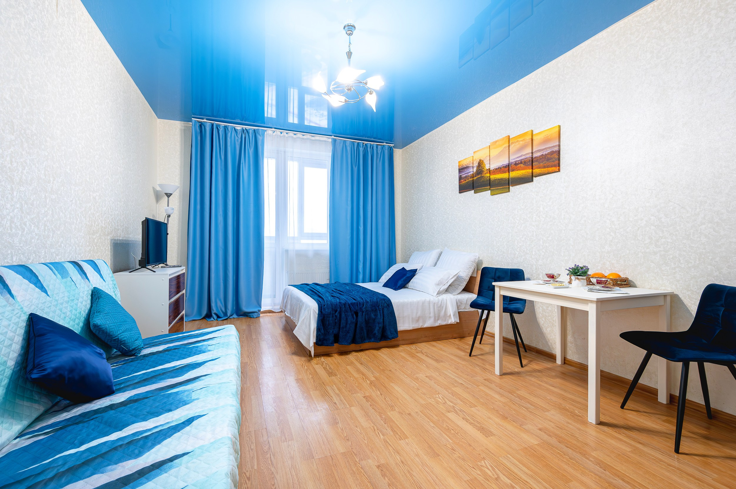 Квартира под суточную аренду. Интерьерный фотограф. Фото- видеосъемка недвижимости Санкт-Петербург