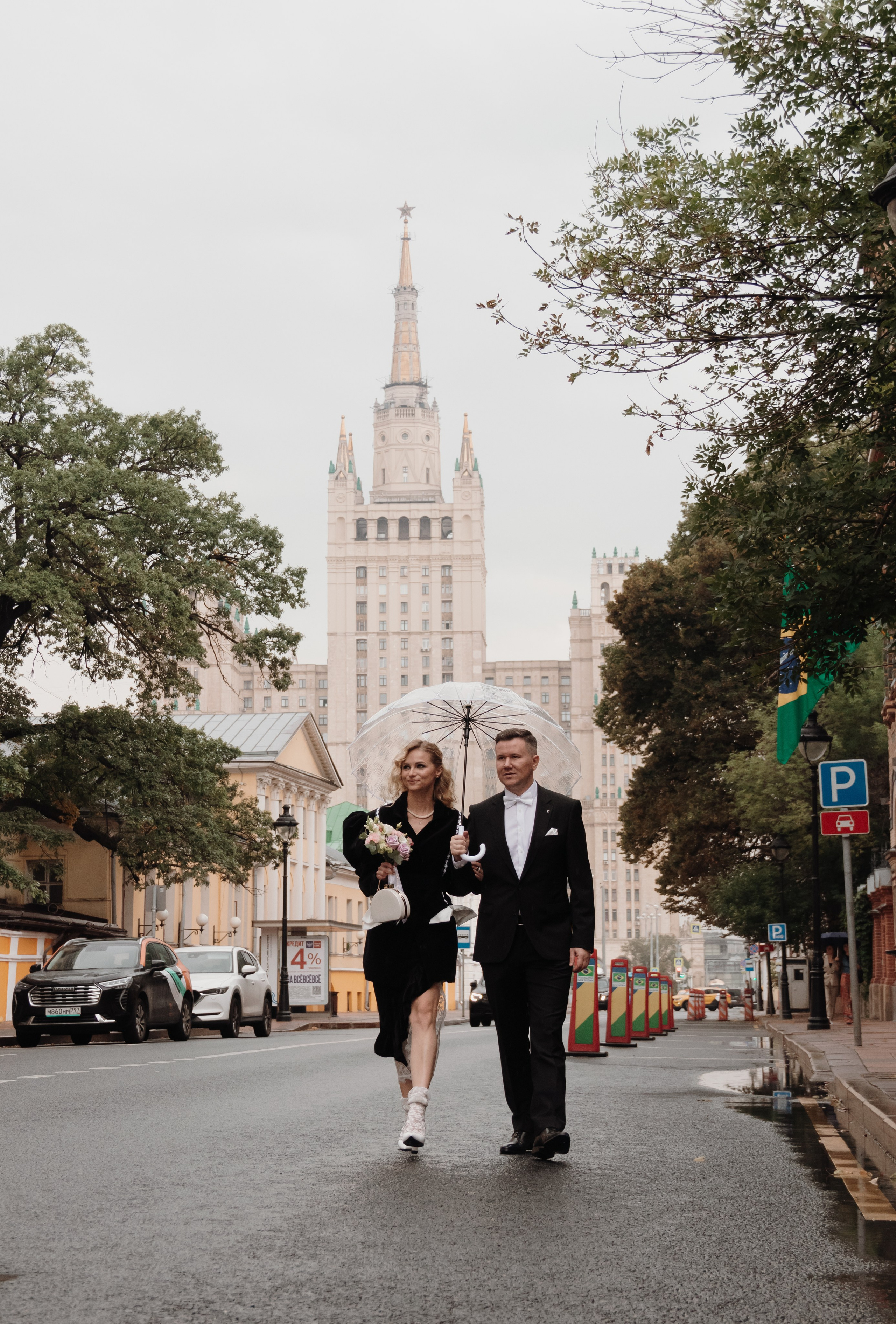 Under umbrella. Наталия Фролова. Фотограф. Москва