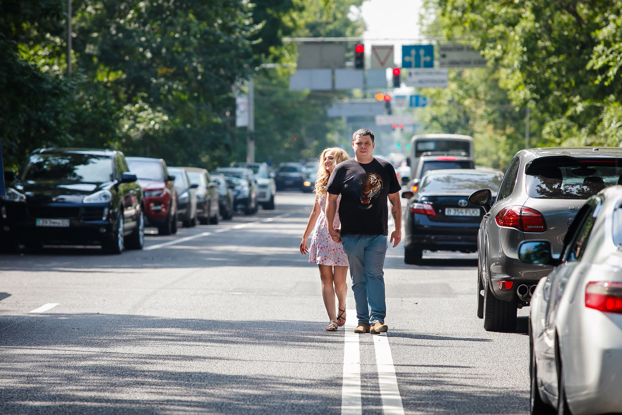 Профессиональный свадебный фотограф, видевший разные свадебные платья,. Свадебный и семейный фотограф Алматы Владимир Акуленко