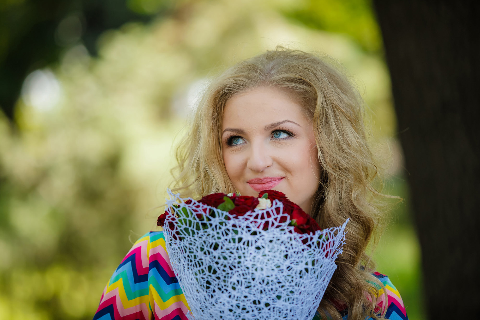 Профессиональный свадебный фотограф, видевший разные свадебные платья,. Свадебный и семейный фотограф Алматы Владимир Акуленко