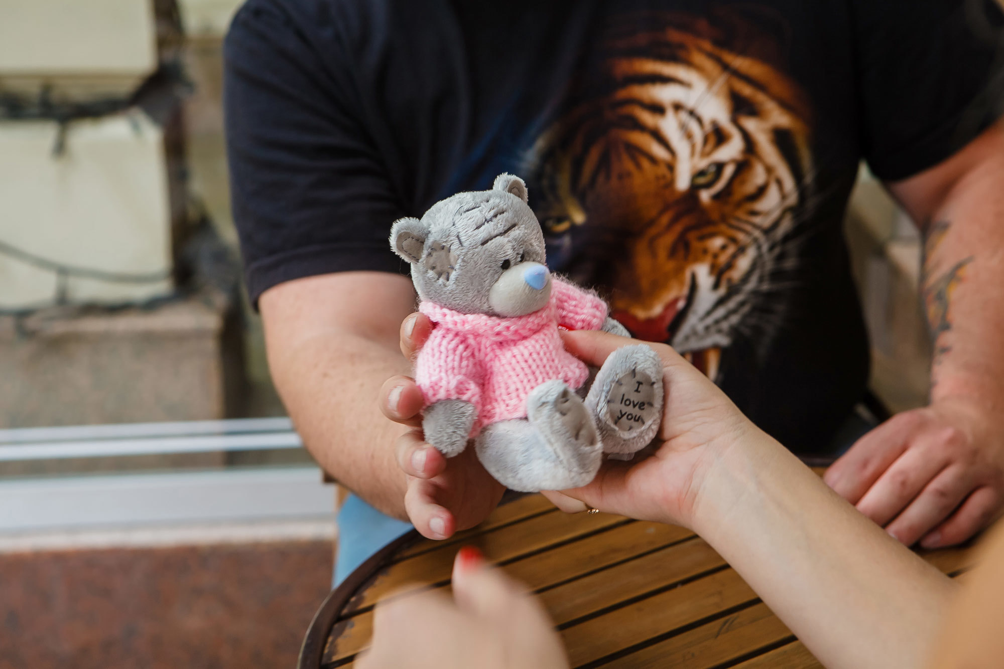 Профессиональный свадебный фотограф, видевший разные свадебные платья,. Свадебный и семейный фотограф Алматы Владимир Акуленко