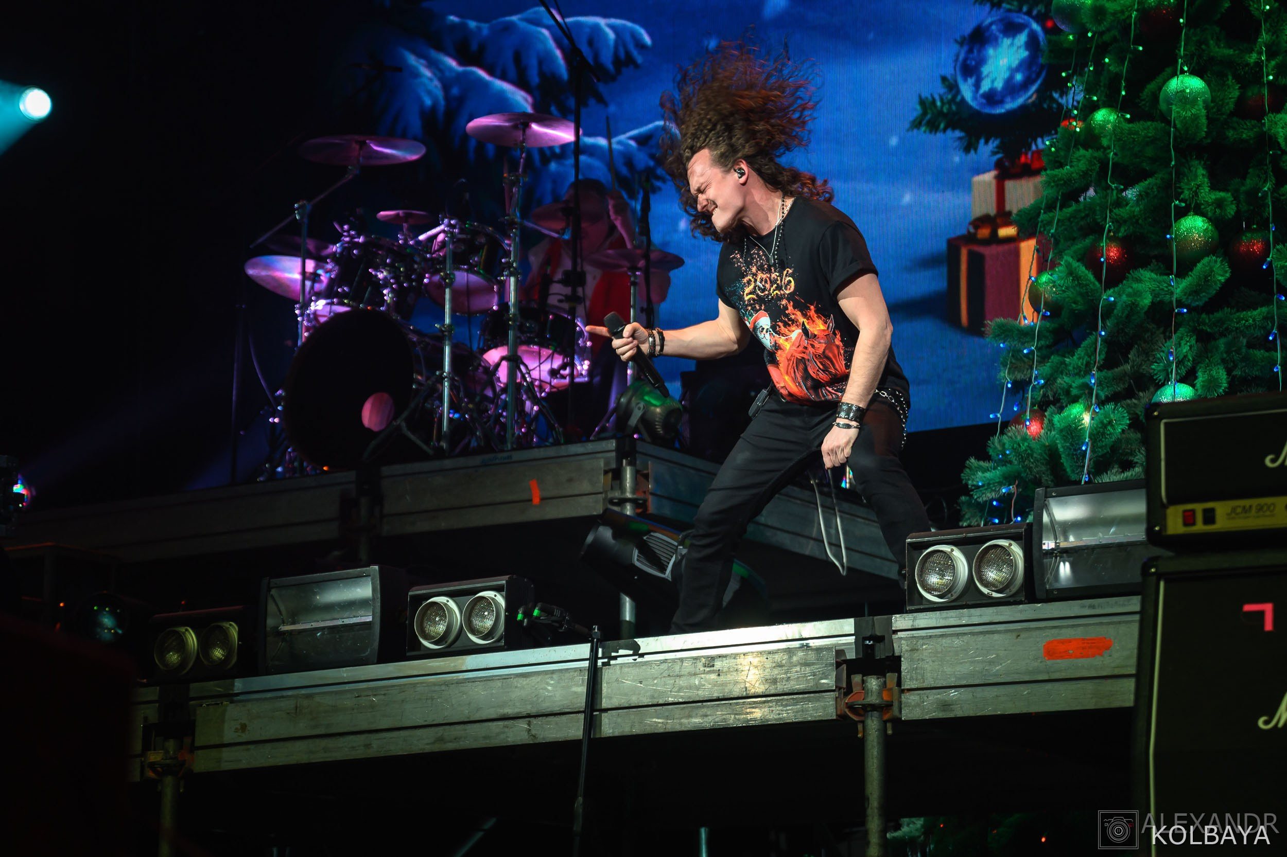 Фоторепортаж с Метал-Елки 2026. Концертный и театральный репортажный фотограф в Москве Александр Колбая