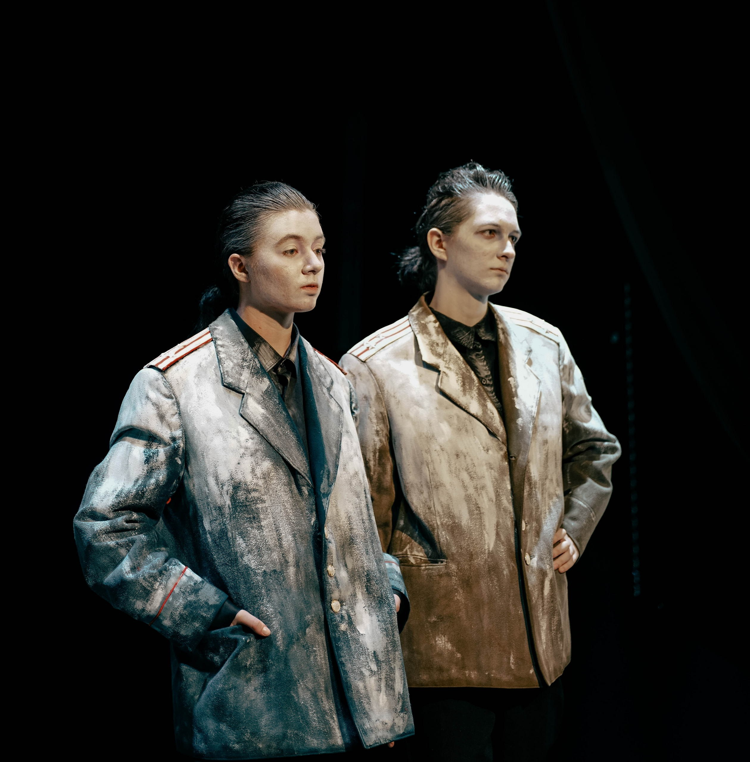 Спектакль «Папа, где ты». Федор Ратчин — фотограф