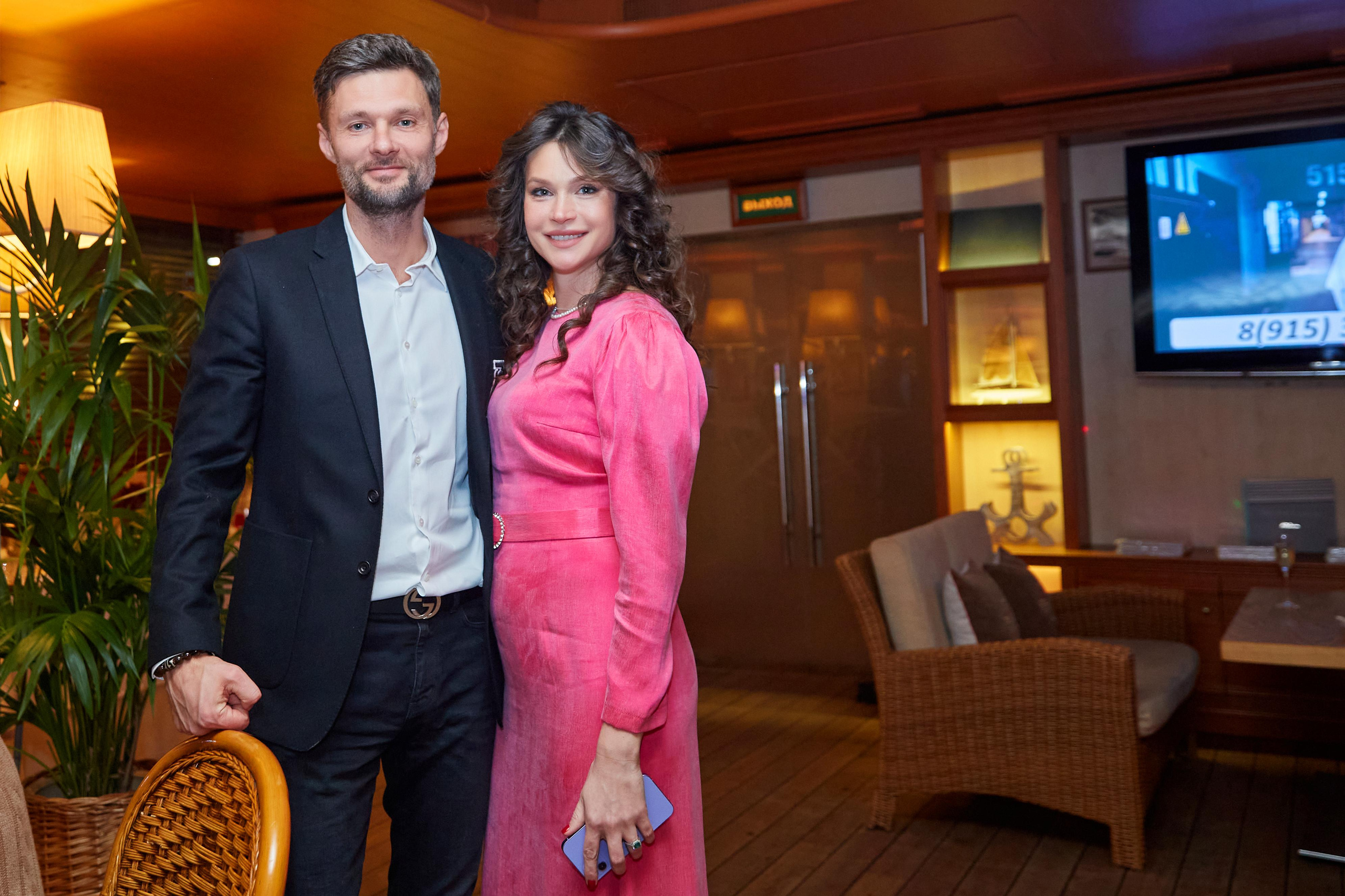 День Рождения Анастасии в ресторане Ласточка. Фотограф ваших самых ярких событий в Москве и СПБ. Збронская Юлия