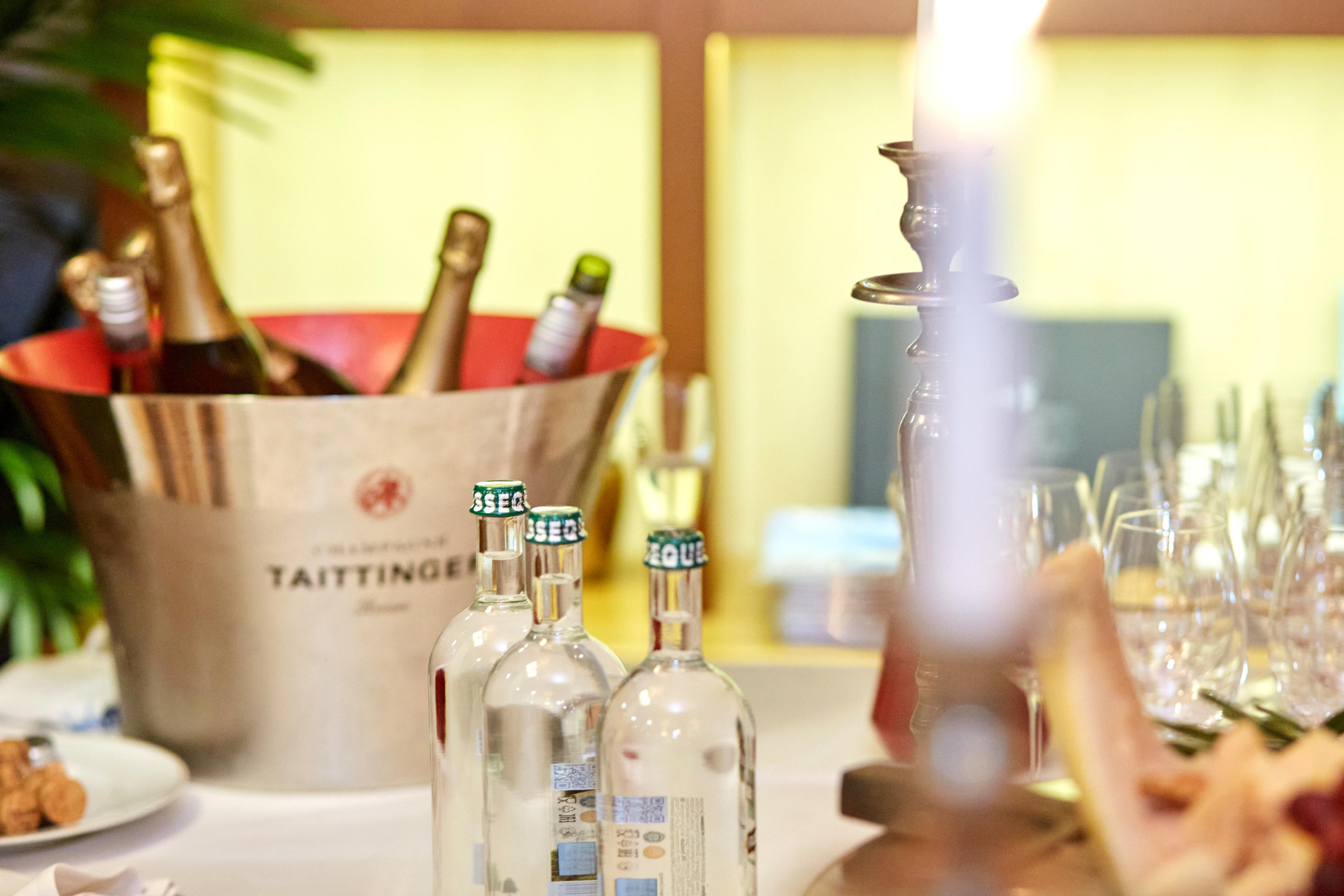 День Рождения Анастасии в ресторане Ласточка. Фотограф ваших самых ярких событий в Москве и СПБ. Збронская Юлия