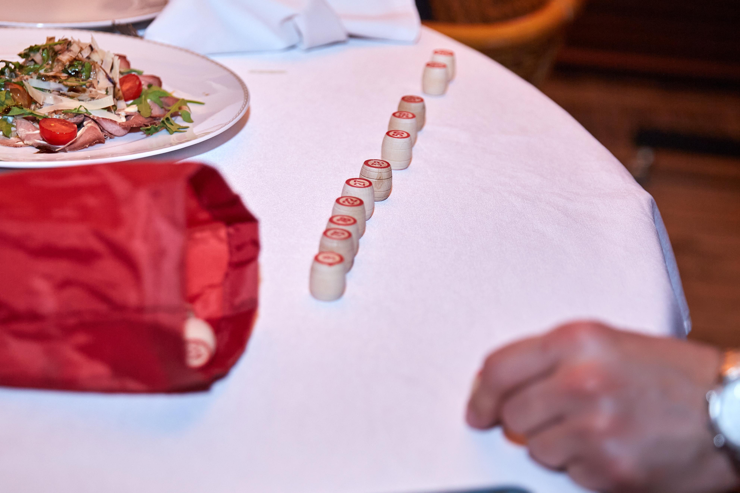 День Рождения Анастасии в ресторане Ласточка. Фотограф ваших самых ярких событий в Москве и СПБ. Збронская Юлия