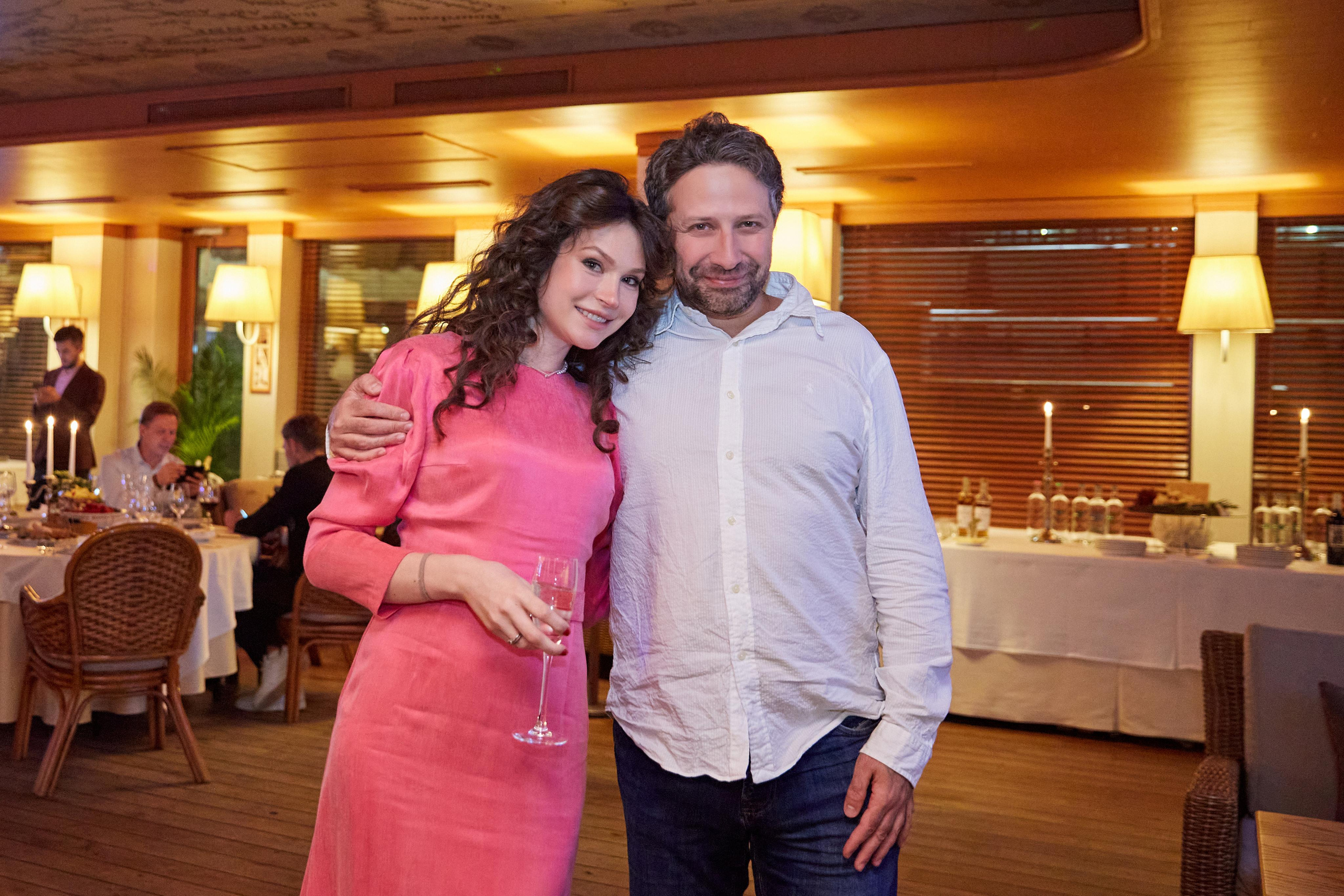 День Рождения Анастасии в ресторане Ласточка. Фотограф ваших самых ярких событий в Москве и СПБ. Збронская Юлия