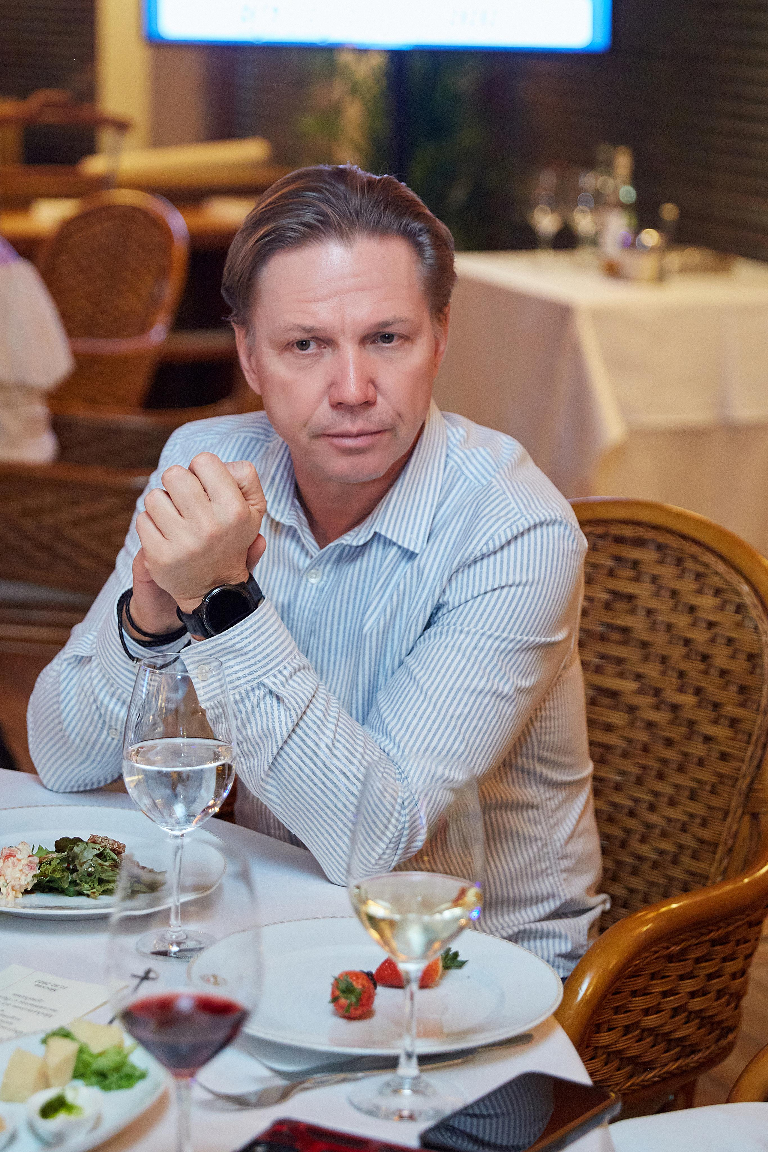 День Рождения Анастасии в ресторане Ласточка. Фотограф ваших самых ярких событий в Москве и СПБ. Збронская Юлия