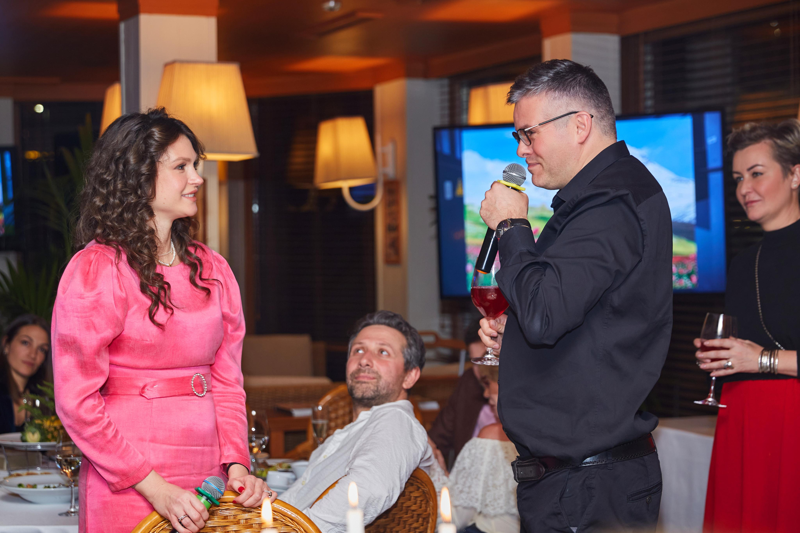 День Рождения Анастасии в ресторане Ласточка. Фотограф ваших самых ярких событий в Москве и СПБ. Збронская Юлия